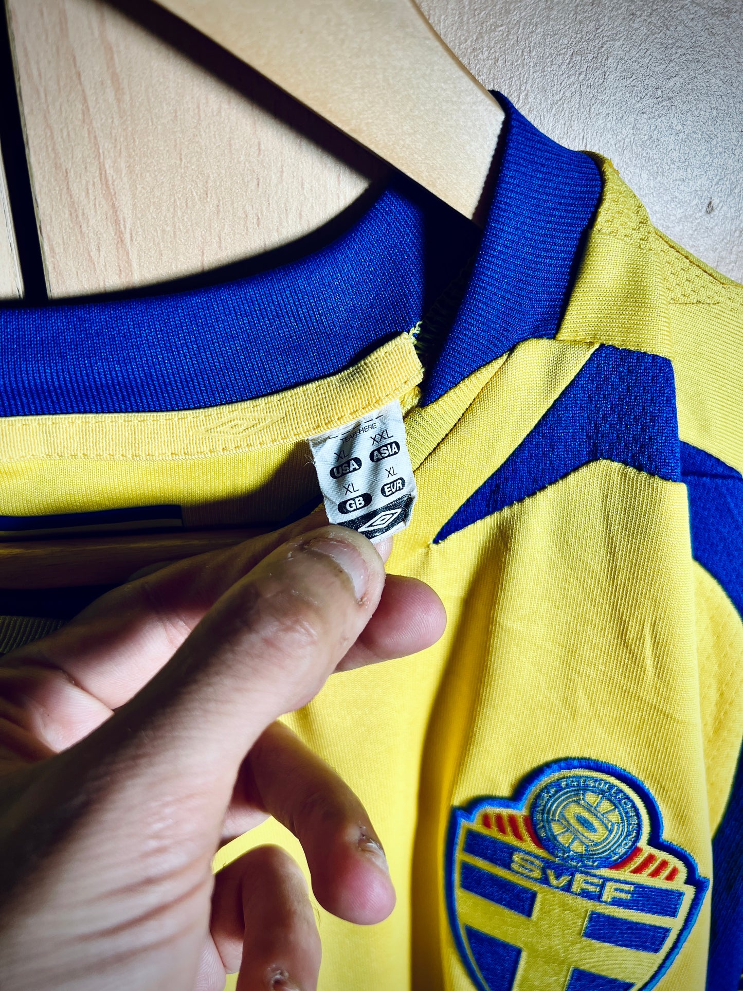 Sweden 2008 Euro home Shirt LARSSON #17