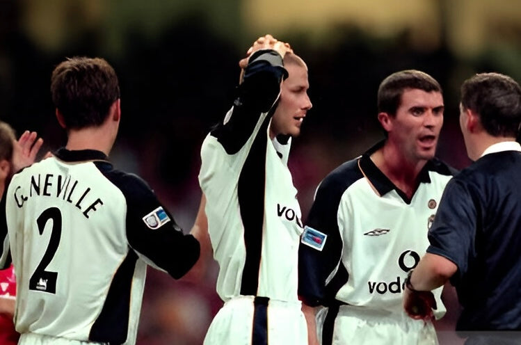 Manchester United 2001-02 Centenary Away/Third Shirt Beckham #7