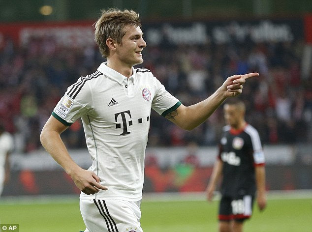 Bayern 2013-14 Away Shirt Kroos #39