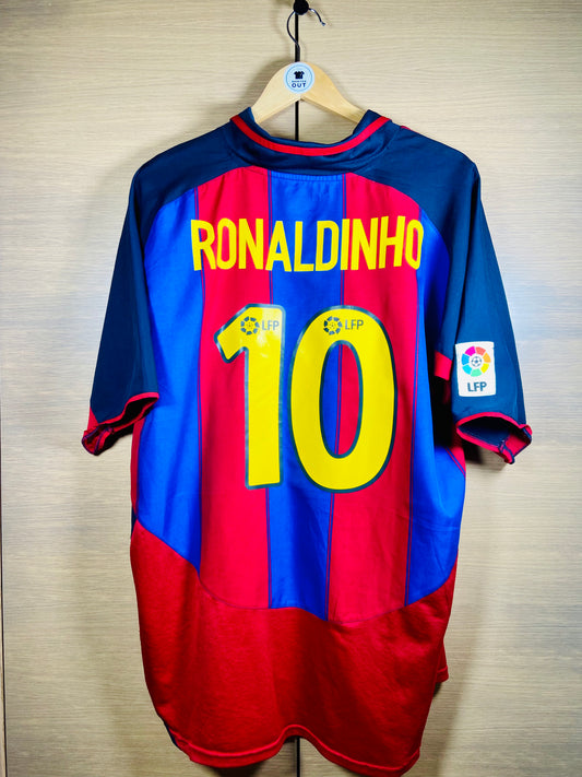 Barcelona 2003-04 Home Shirt Ronaldinho #10