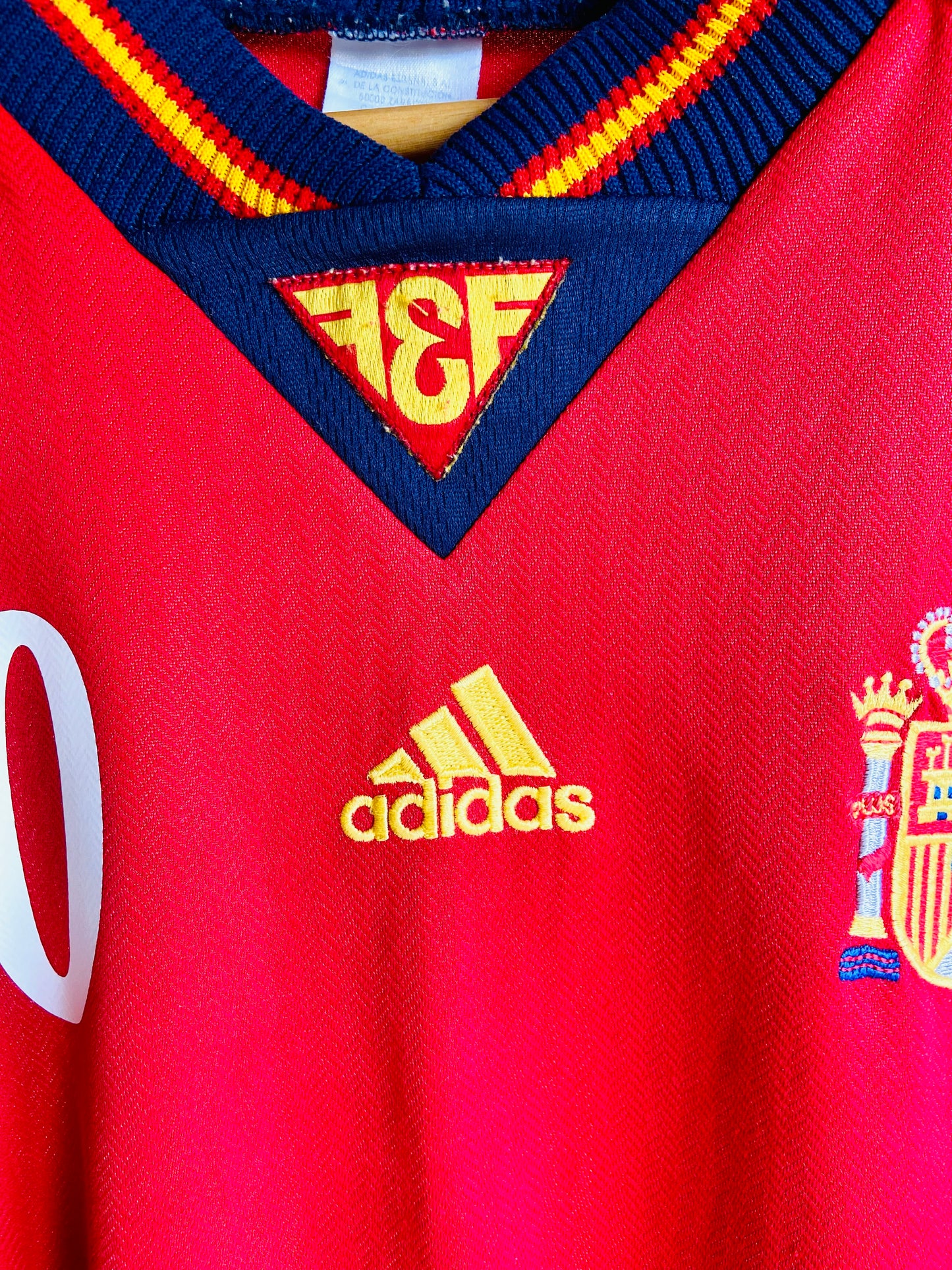 Spain 1998 Home Shirt Raul #10