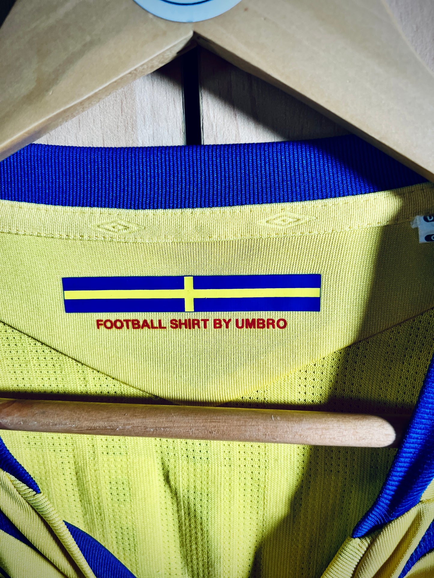 Sweden 2008 Euro home Shirt LJUNGBERG #9