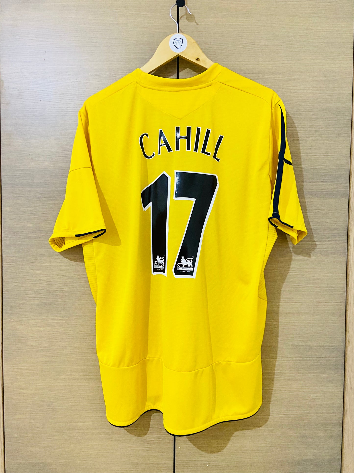 Everton 2005-06 Third Shirt Cahill #17