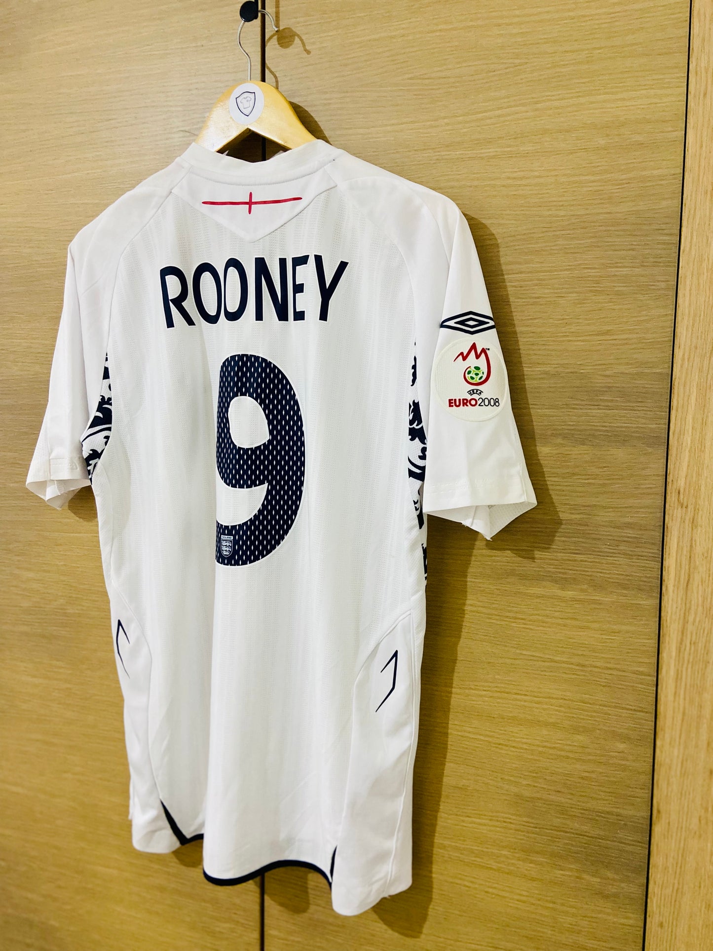 England 2007-09 Home Euro 2008 Qualifiers Shirt Rooney #9