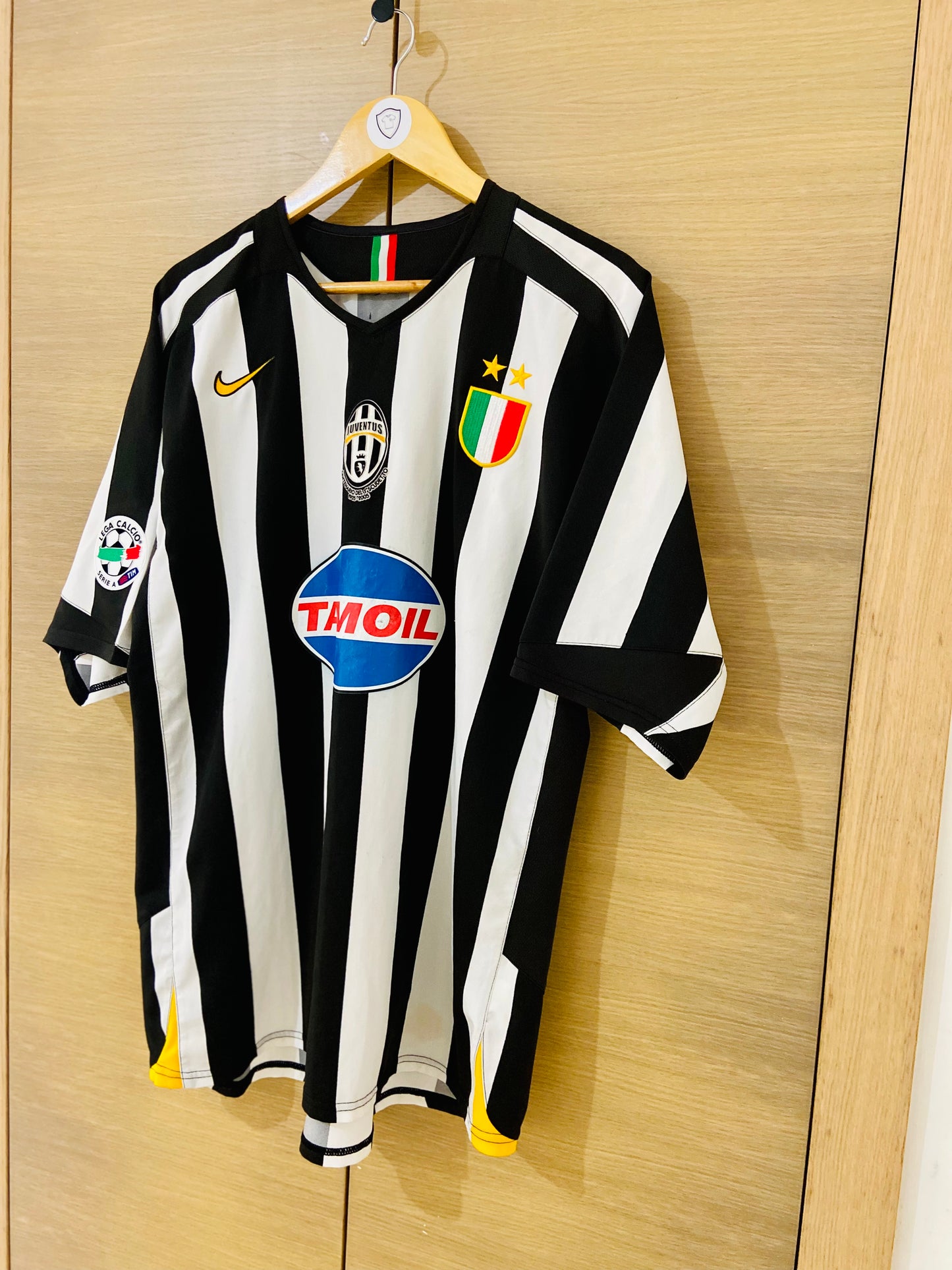 Juventus 2005-06 Home Shirt Ibrahimovic #9