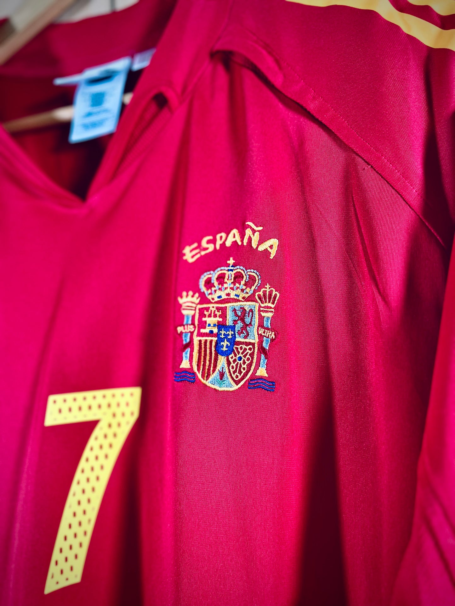 Spain 2004 Home Euro Shirt RAUL #7