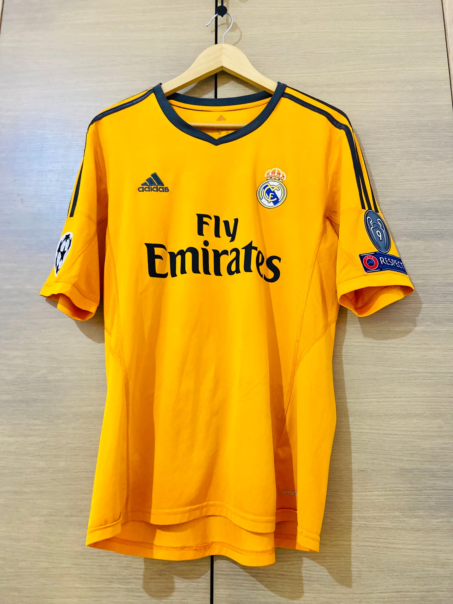 Real Madrid 2013-2014 Third Champions League Shirt Modric #19