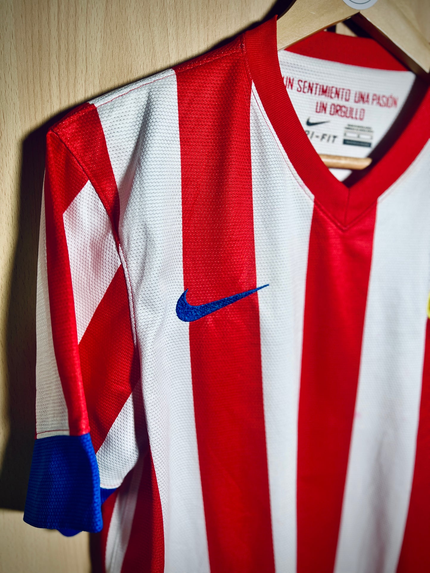 Atletico Madrid 2012-13 Home Match Issue Shirt Emre Belözoğlu #21