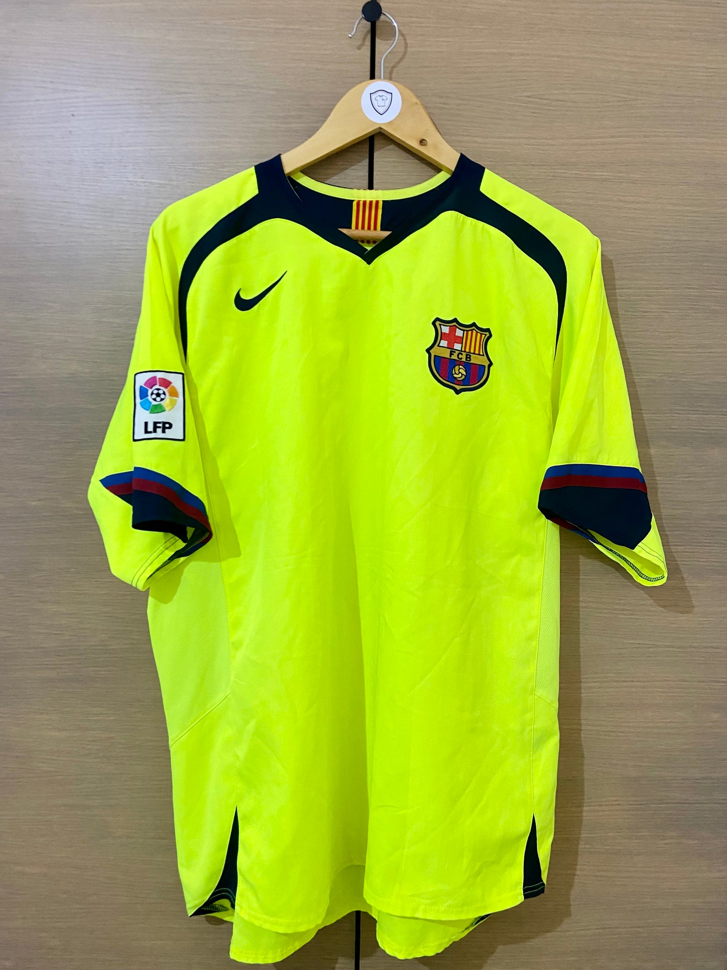 Barcelona 2005-06 Away Shirt Messi #30