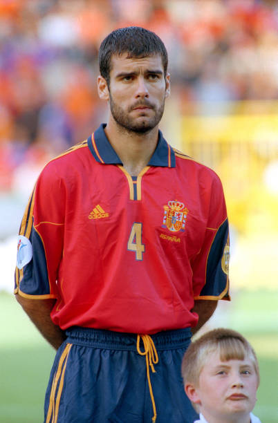 Spain 2000 Home Shirt Guardiola #4