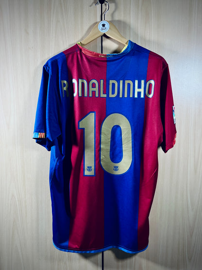Barcelona 2006-07 Home  Shirt RONALDINHO #10