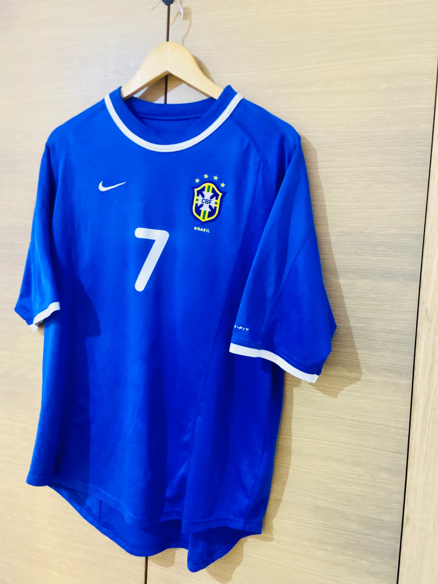 Brazil 2000 Away Shirt Ronaldinho #7