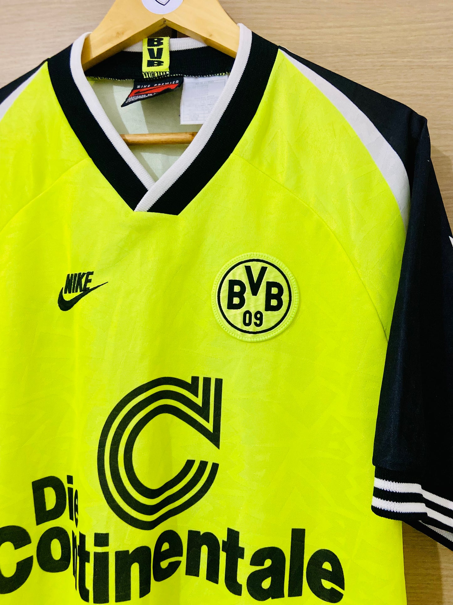 Borussia Dortmund 1995-96 Home Shirt