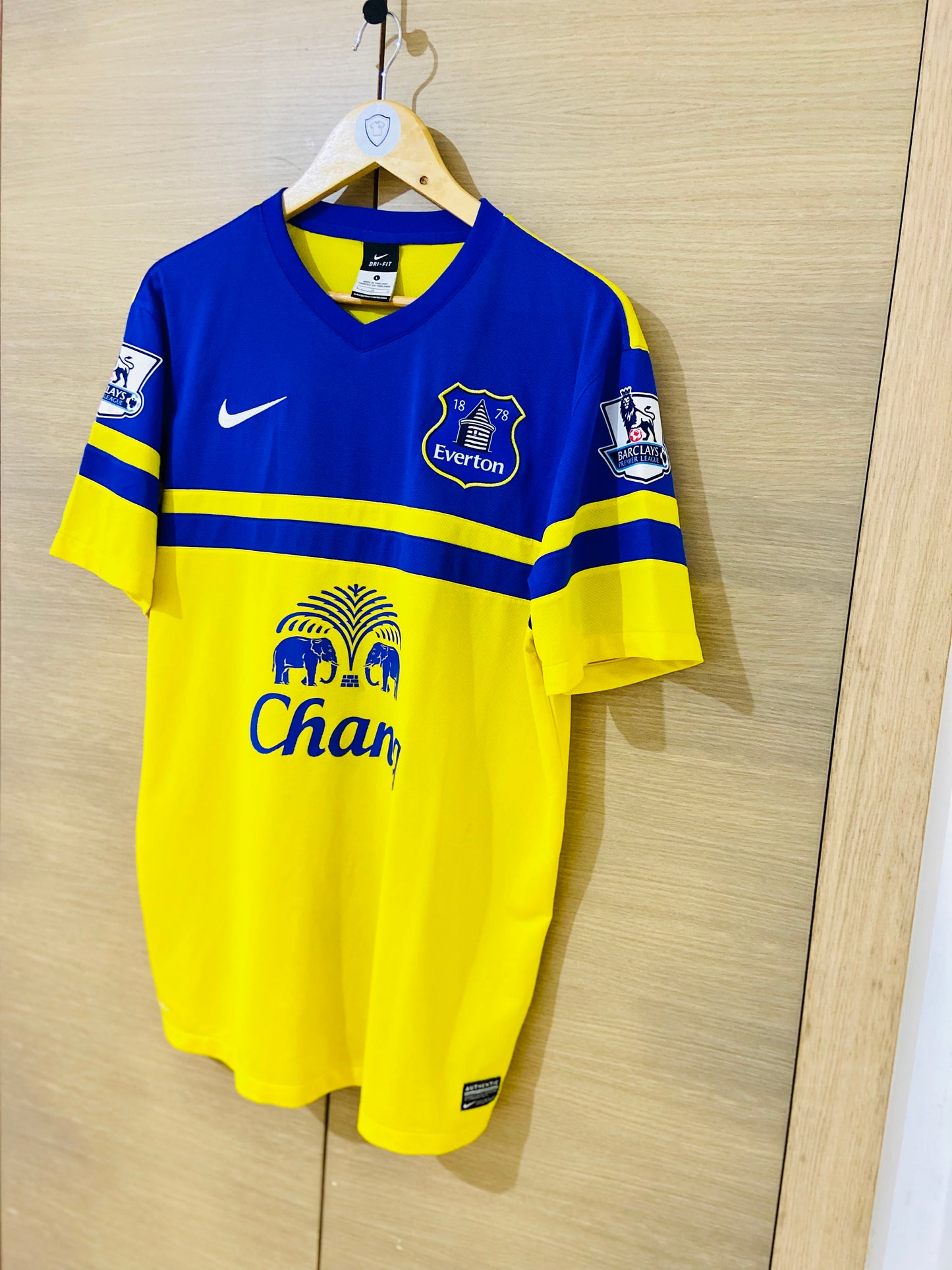 Everton 2013-14 Away Shirt Jagielka #6