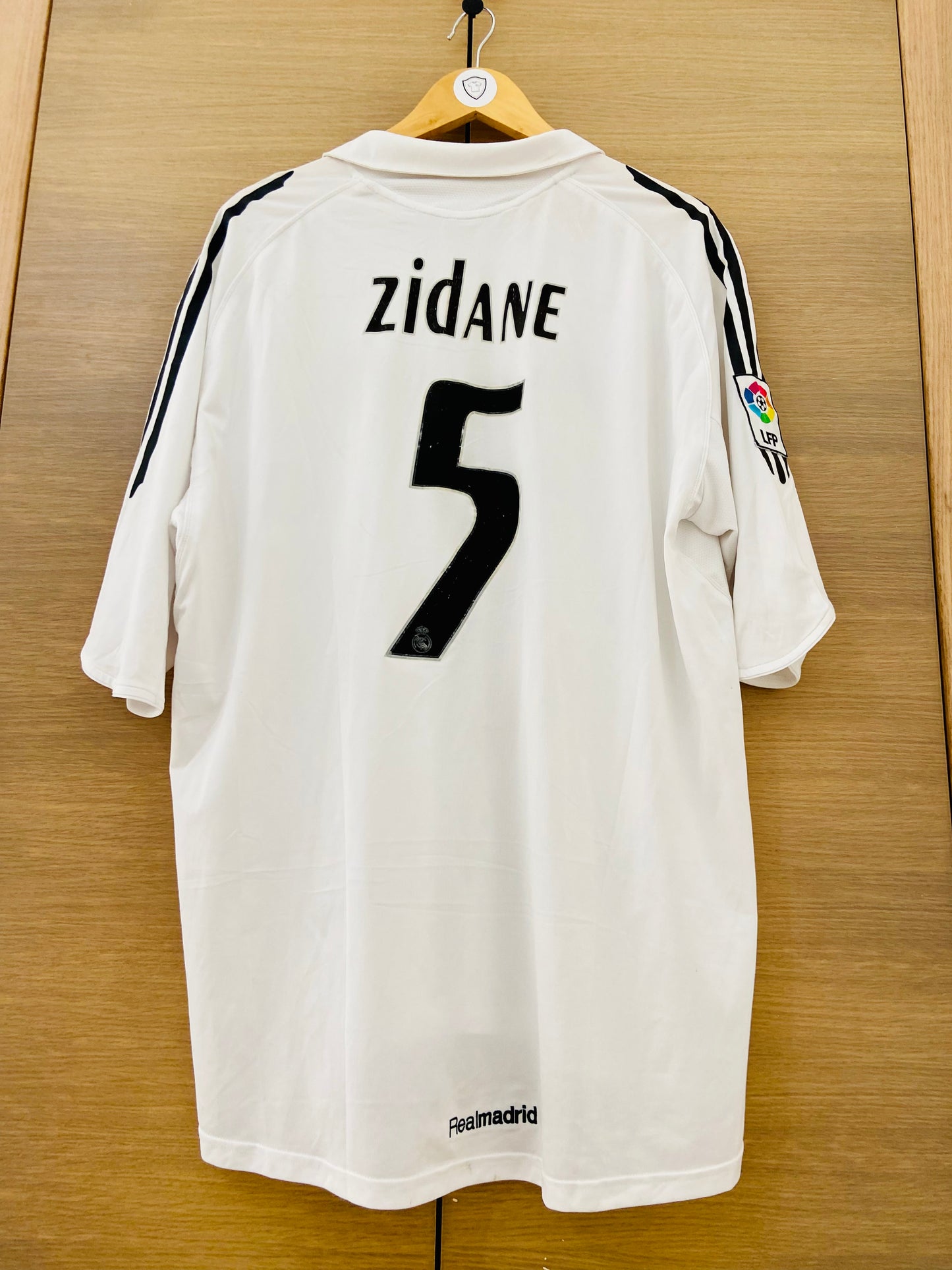 Real Madrid 2005-06 Home Shirt Zidane #5