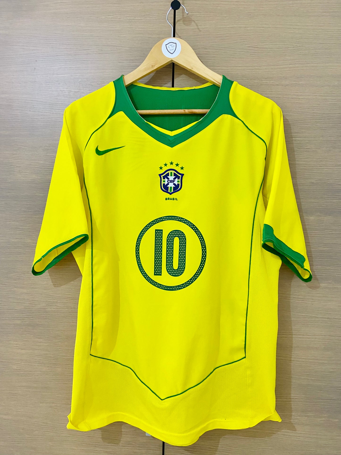 Brazil 2004 Home Shirt Ronaldinho #10