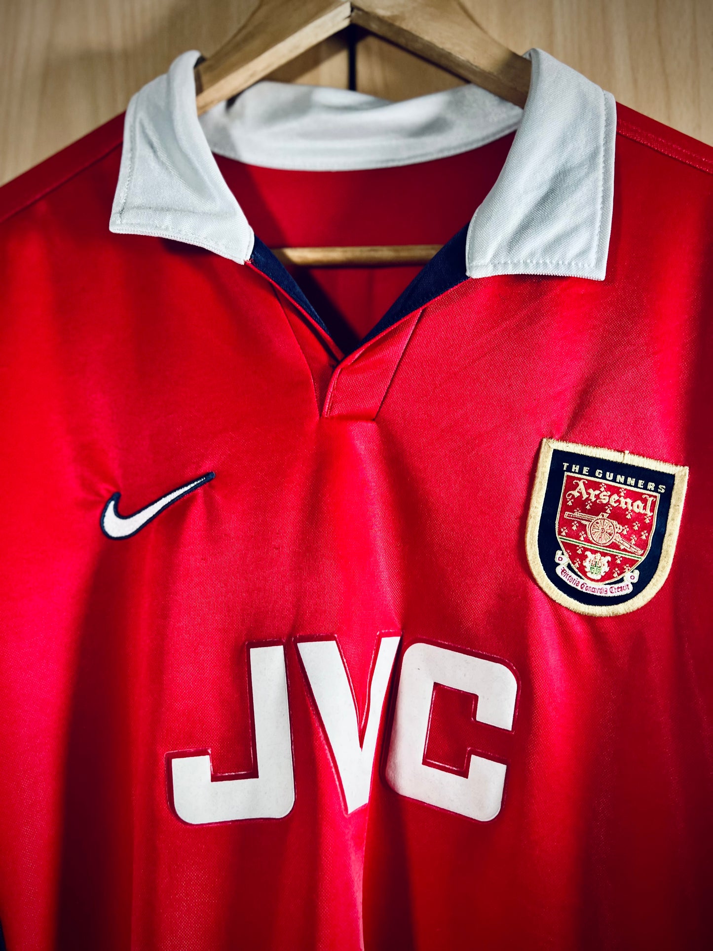 Arsenal 1998-99 Home PL Shirt BERGKAMP #10