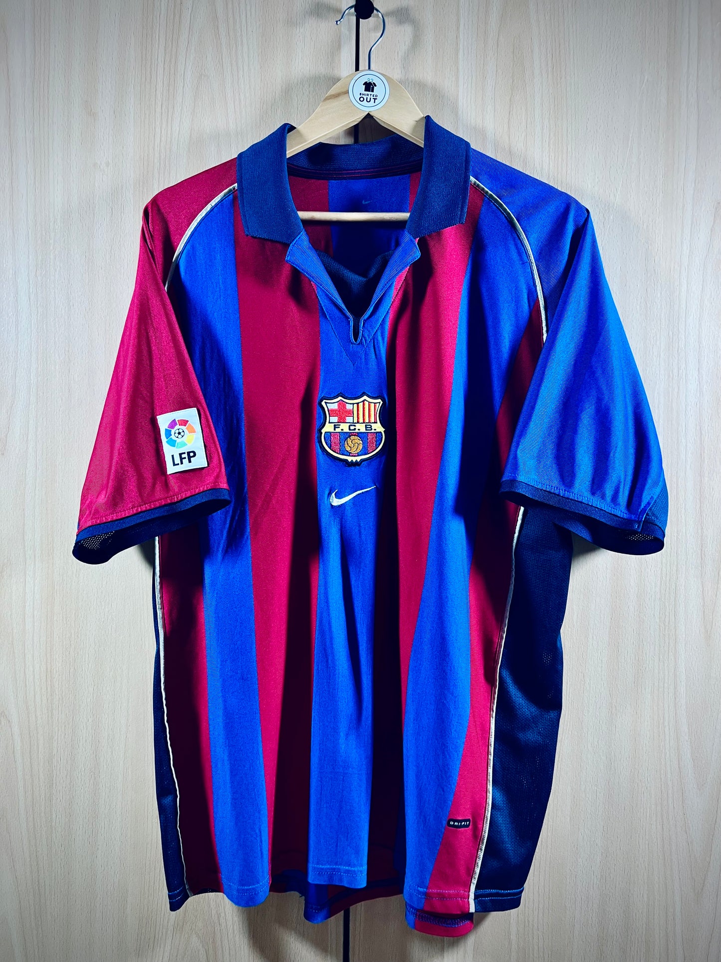 Barcelona 2001-02 Home Shirt Rivaldo #10