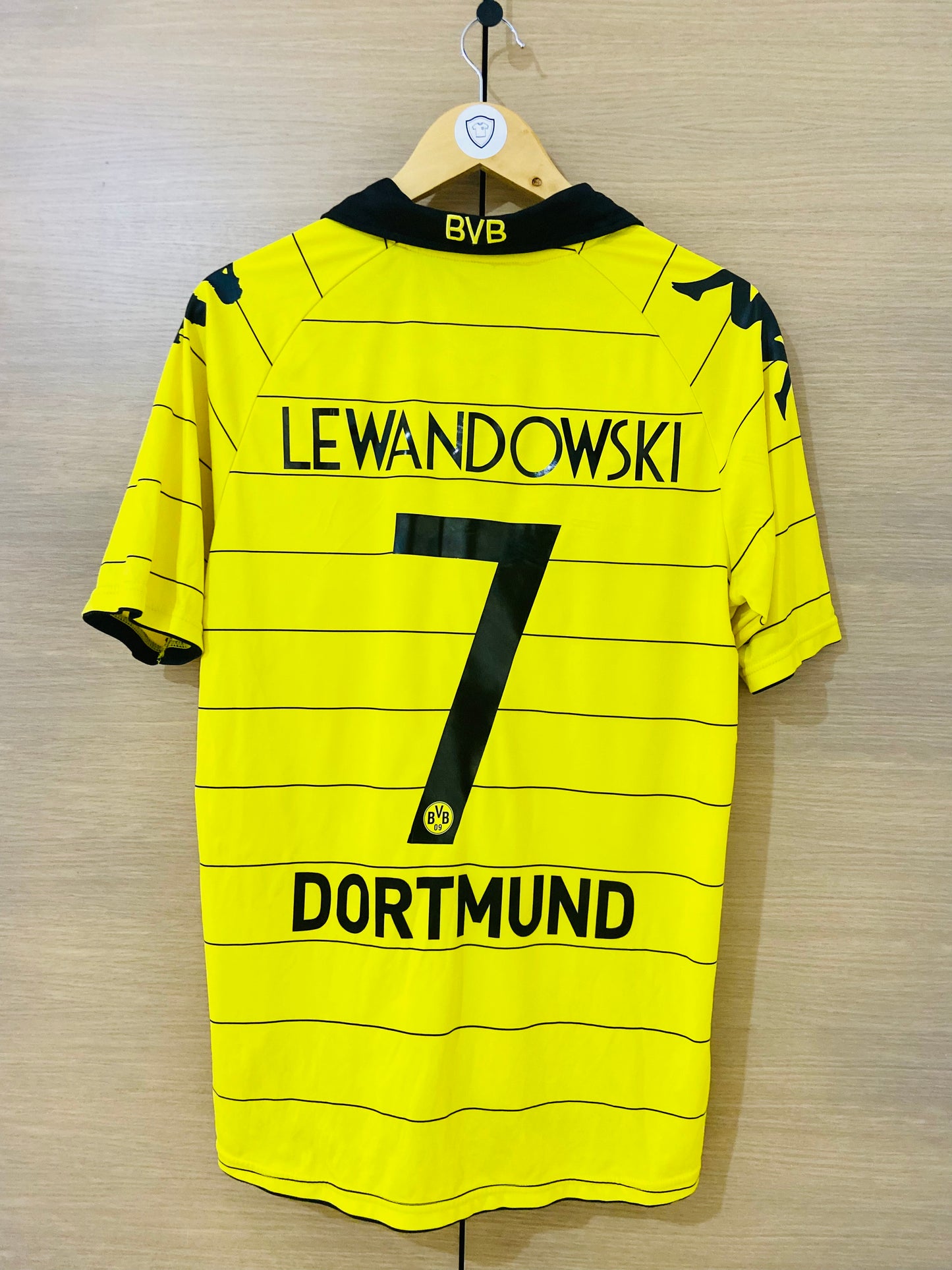 Borussia Dortmund 2010-11 Home Shirt Lewandowski #7