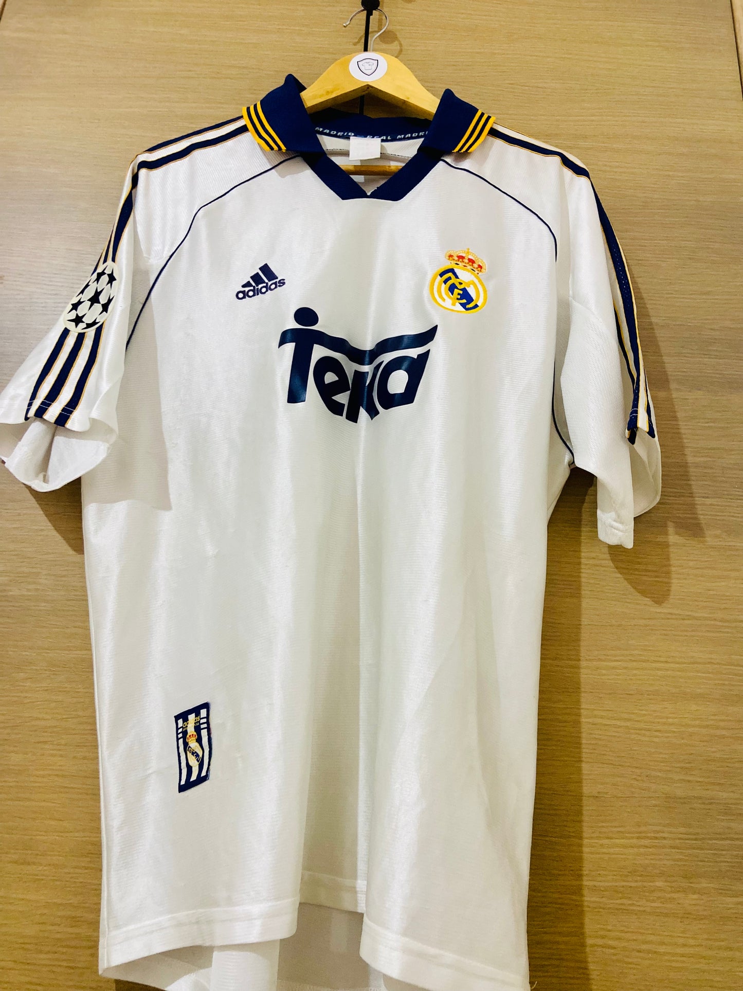 Real Madrid 1999-00 Home Champions League Shirt Etoo #16