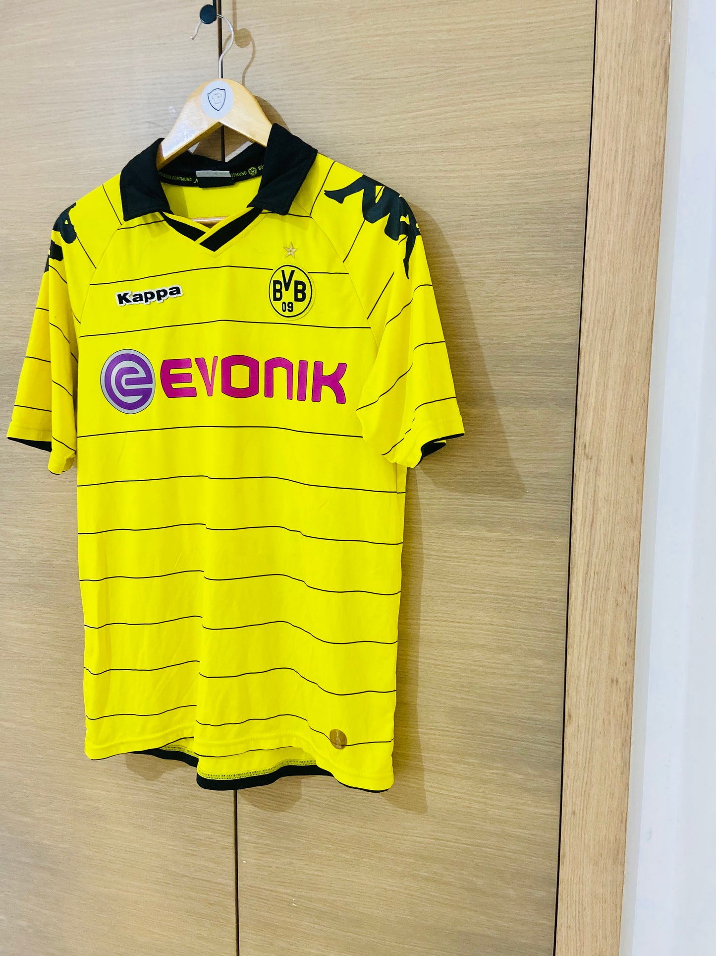 Borussia Dortmund 2010-11 Home Shirt Lewandowski #7