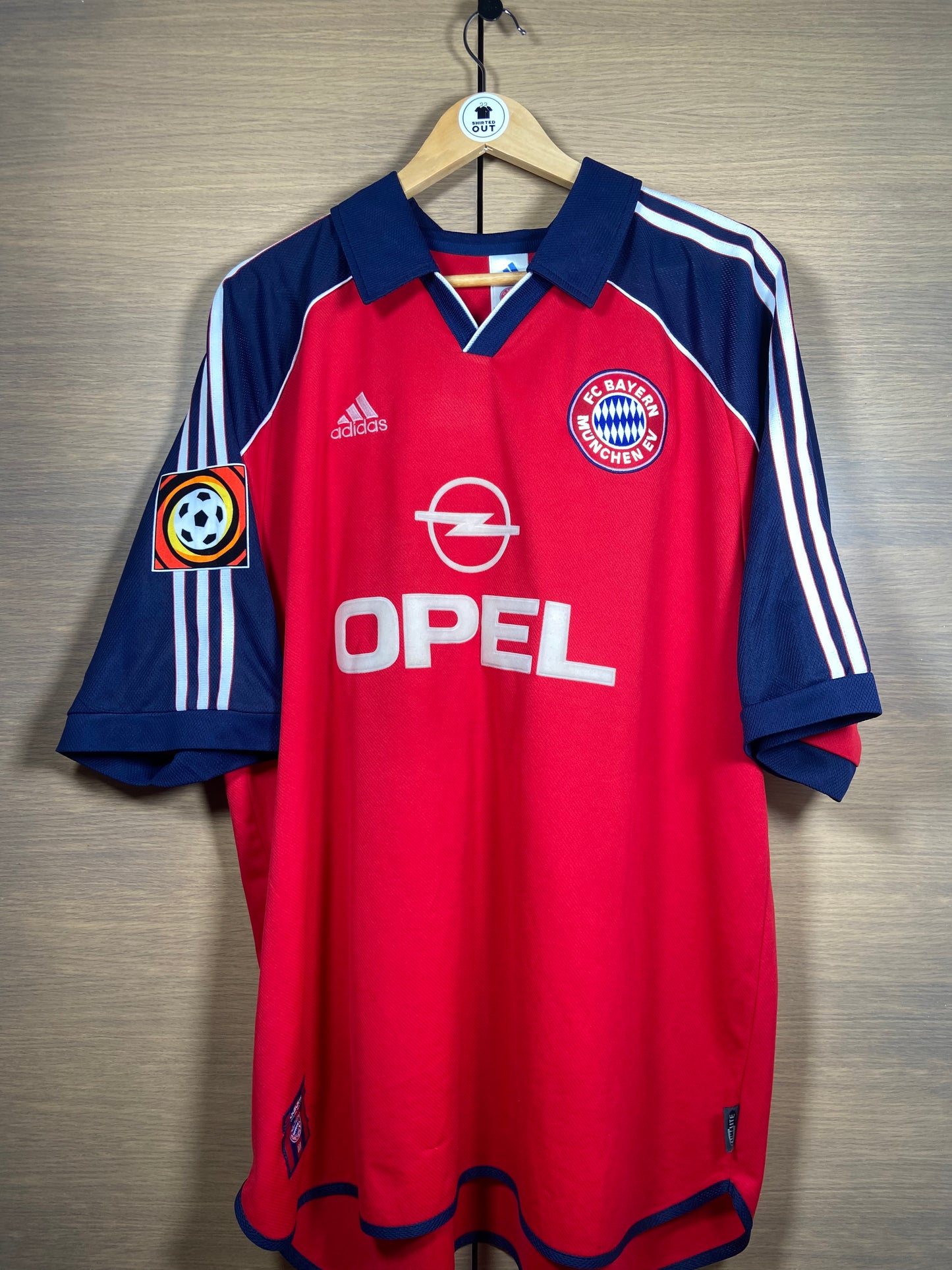 Bayern Munich 1999-01 Home Bundesliga Shirt Effenberg #11