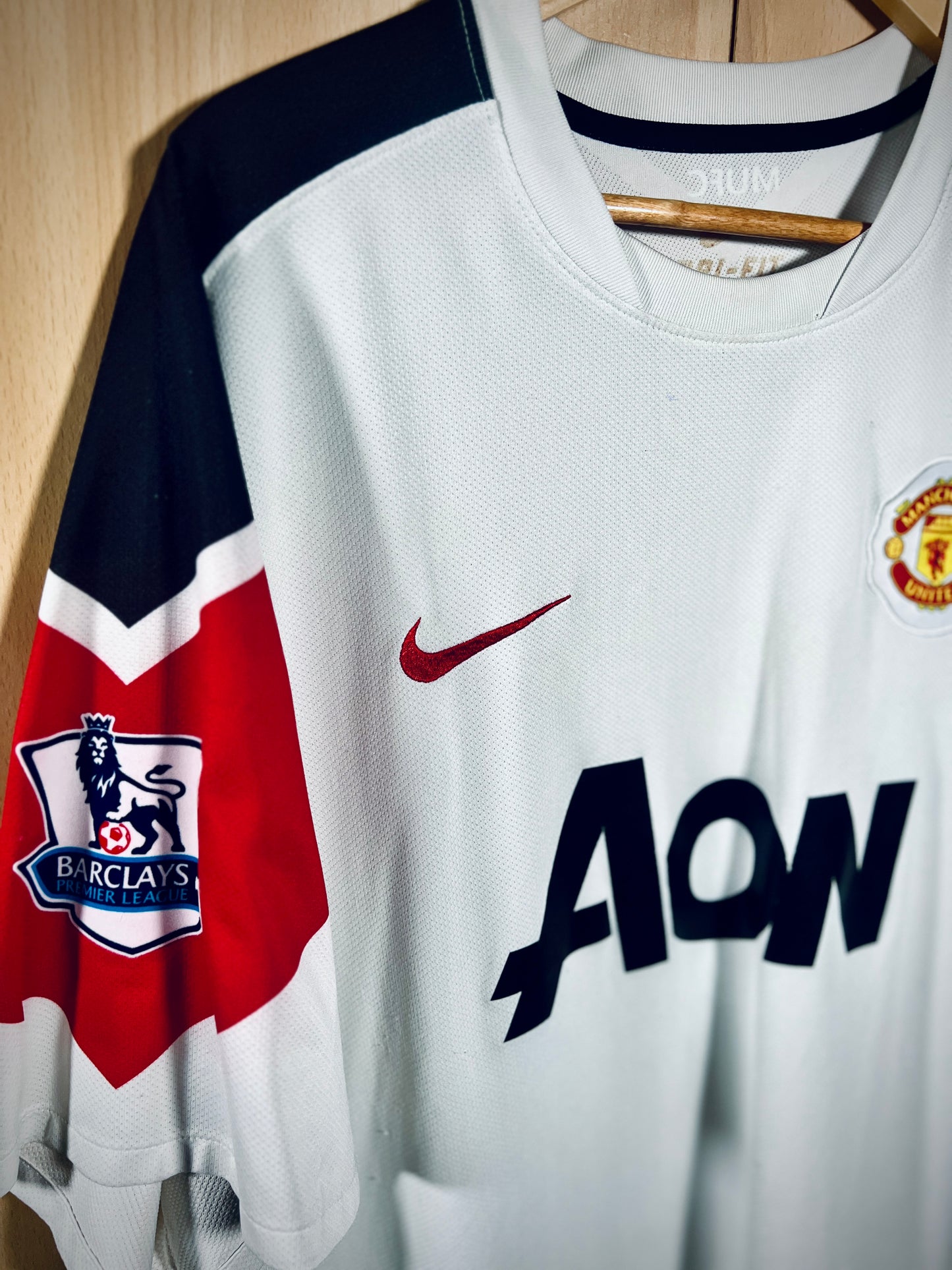 Manchester United 2010-11 Away PL Shirt VIDIC #15