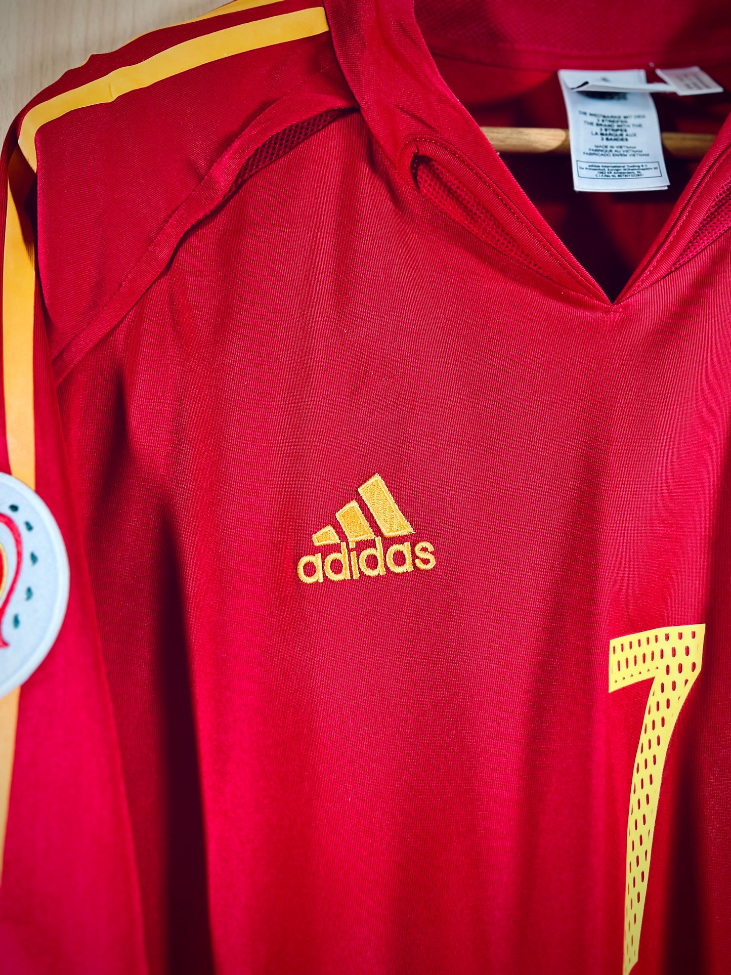 Spain 2004 Home Euro Shirt RAUL #7
