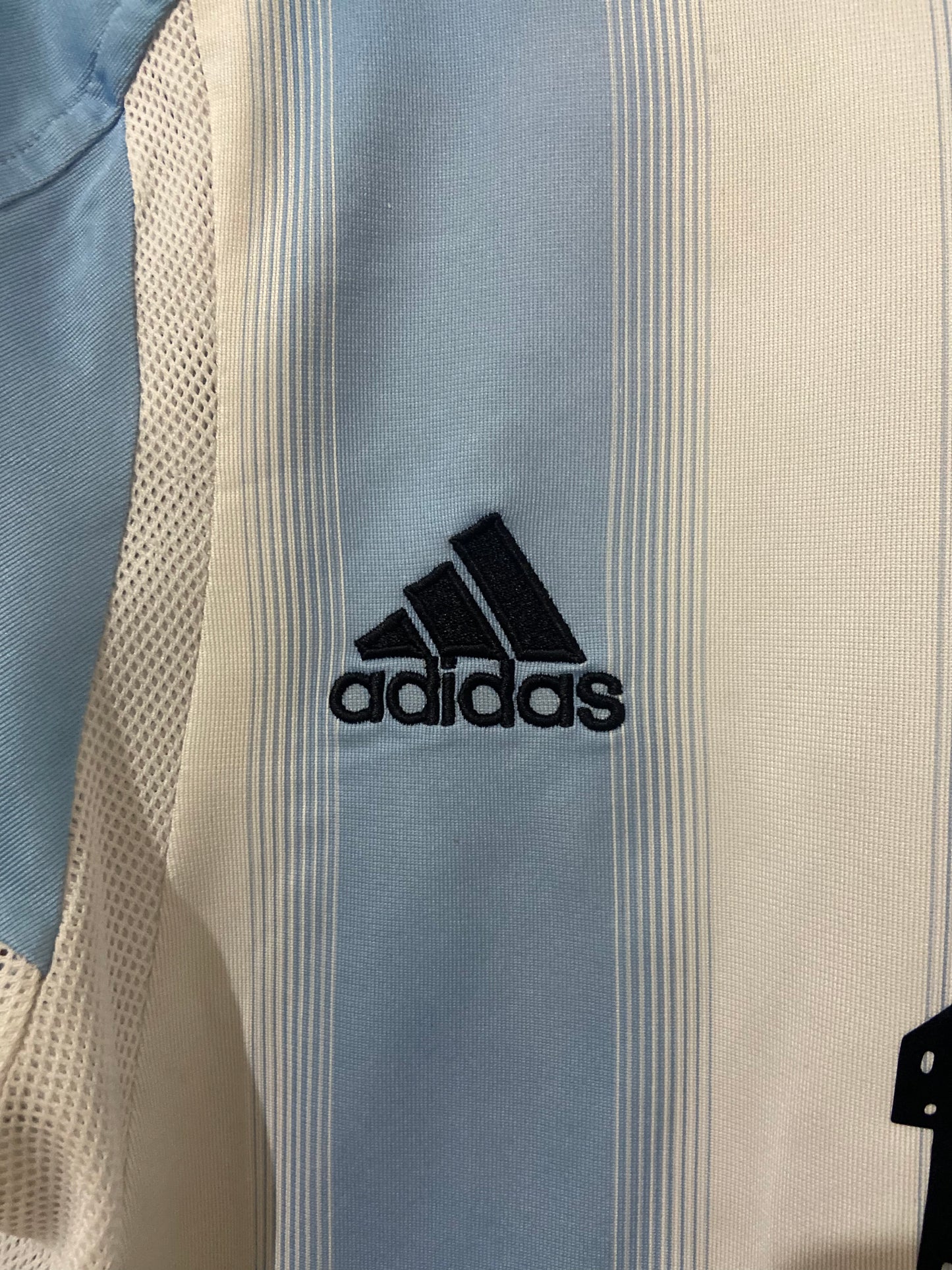 Argentina 2004 Home Shirt Messi #18