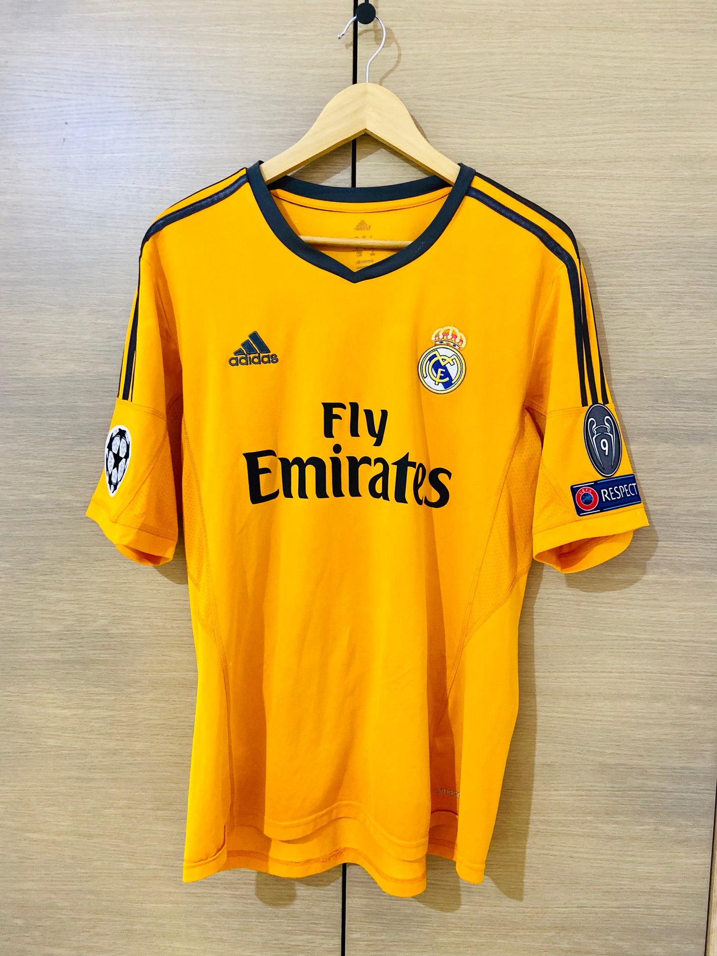 Real Madrid 2013-2014 Third Champions League Shirt Modric #19