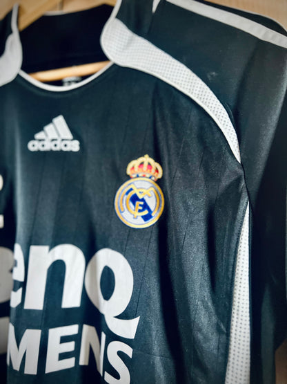 Real Madrid 2006-07 Away Shirt VAN NISTELROOY #17