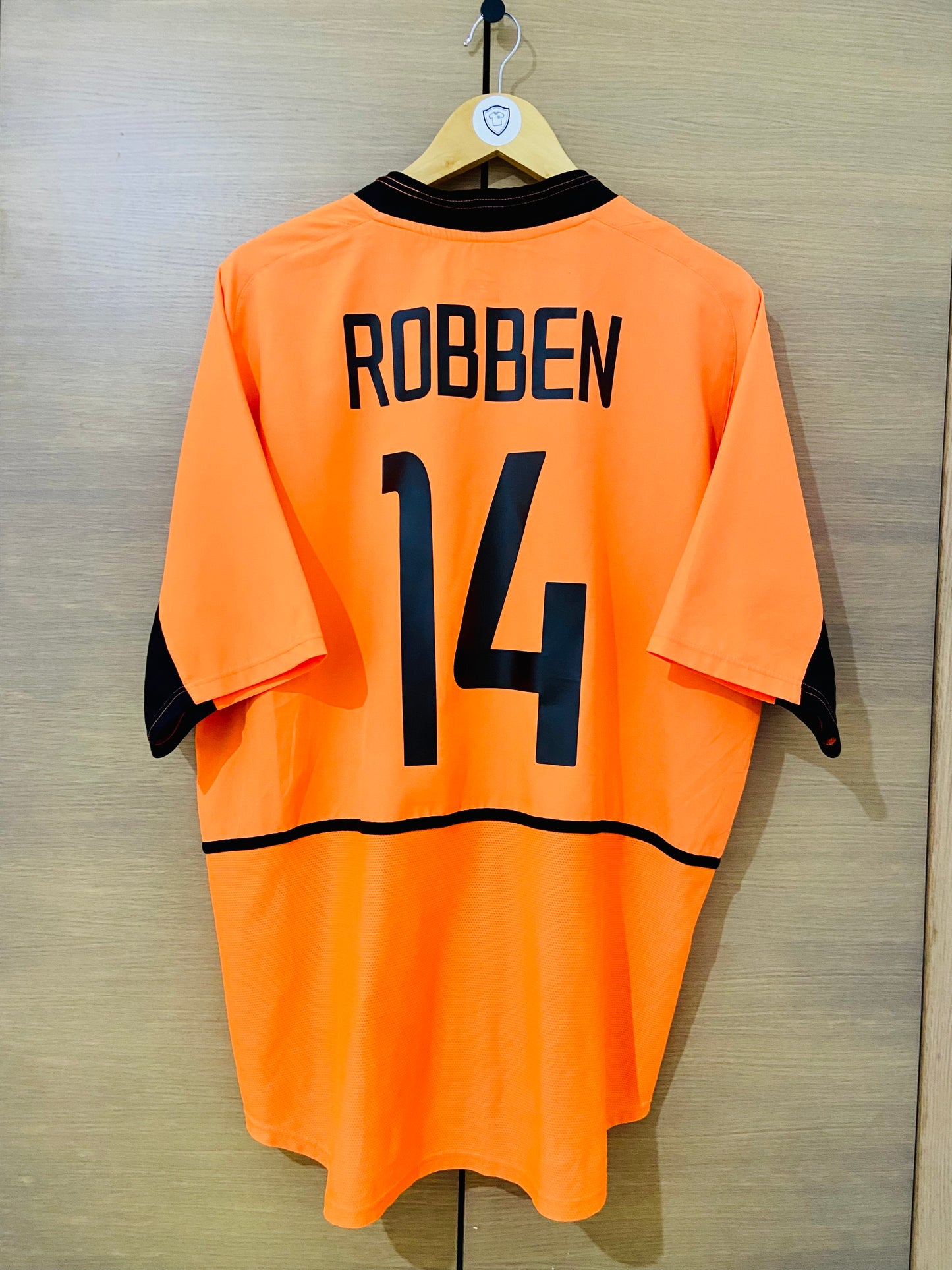 Netherlands 2002 Home Robben #14