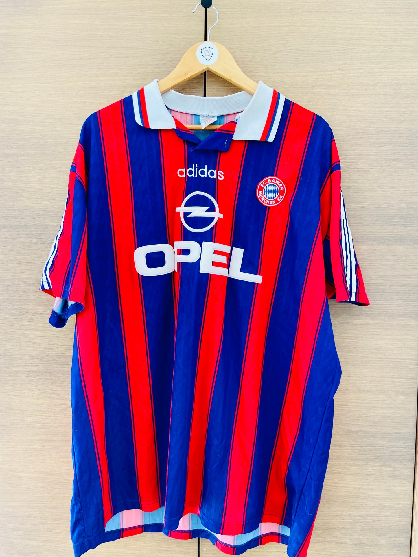 Bayern 1995-96 Home Shirt