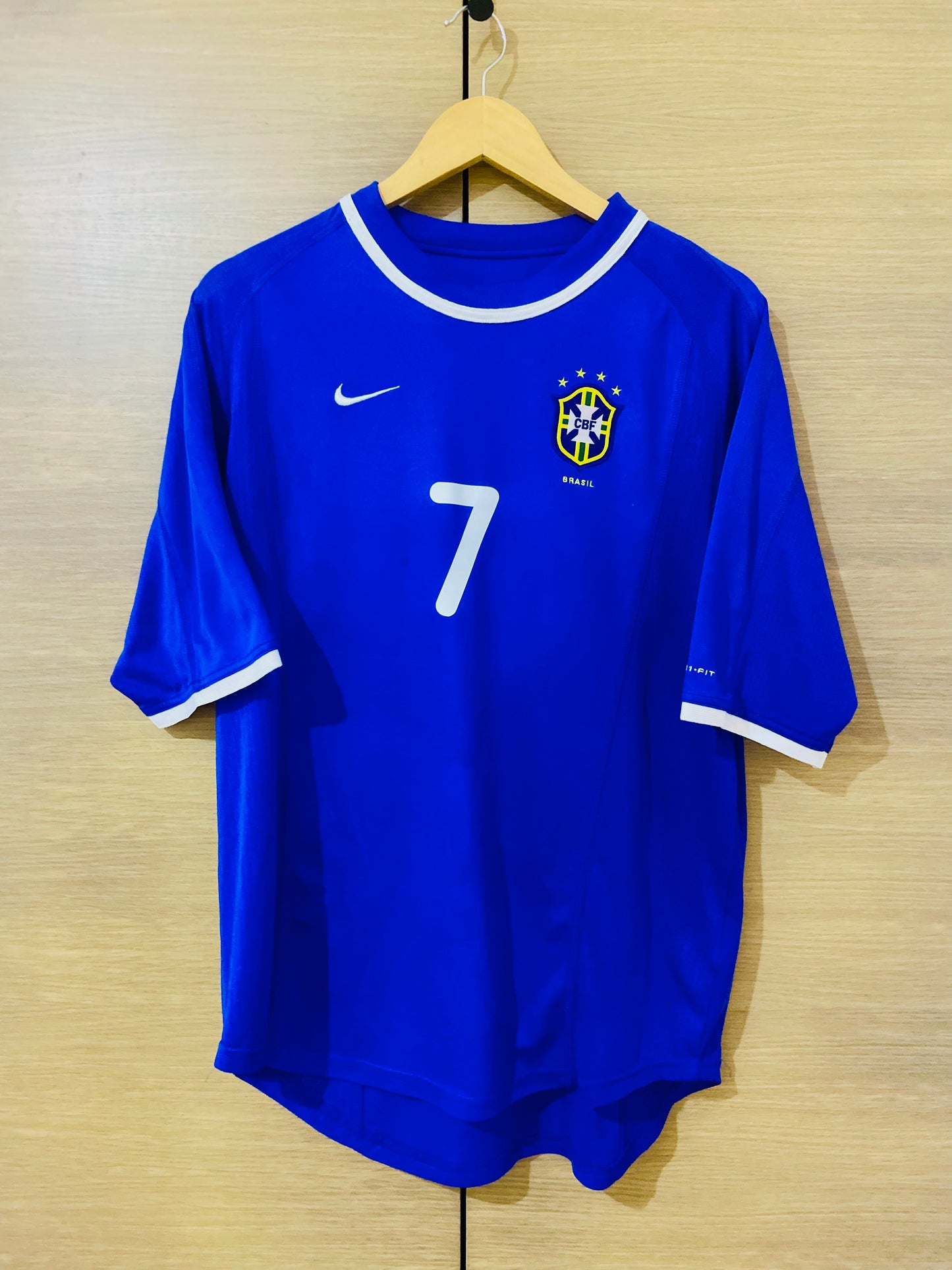 Brazil 2000 Away Shirt Ronaldinho #7