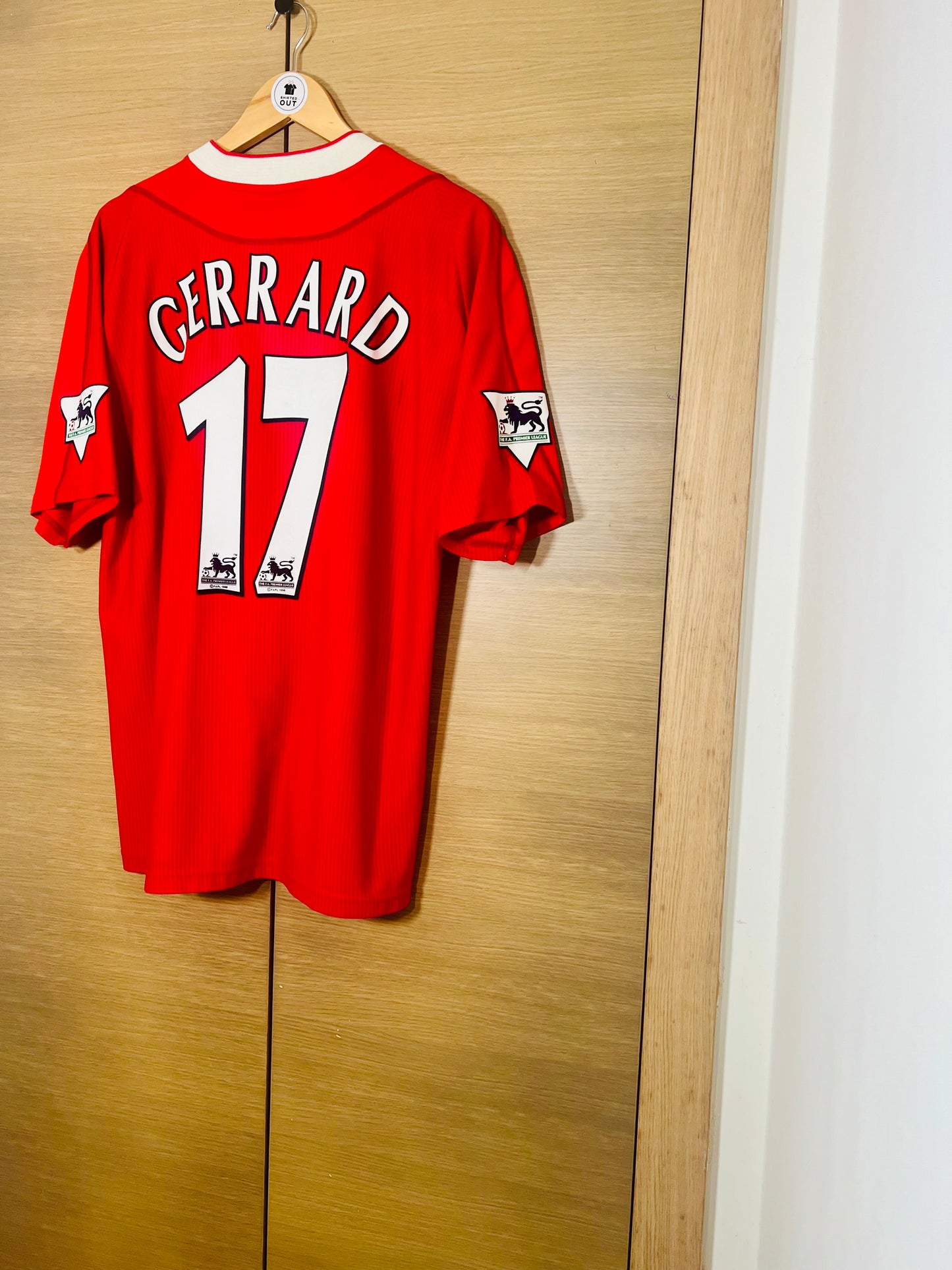 Liverpool 2002-04 Home PL Shirt Gerrard #17