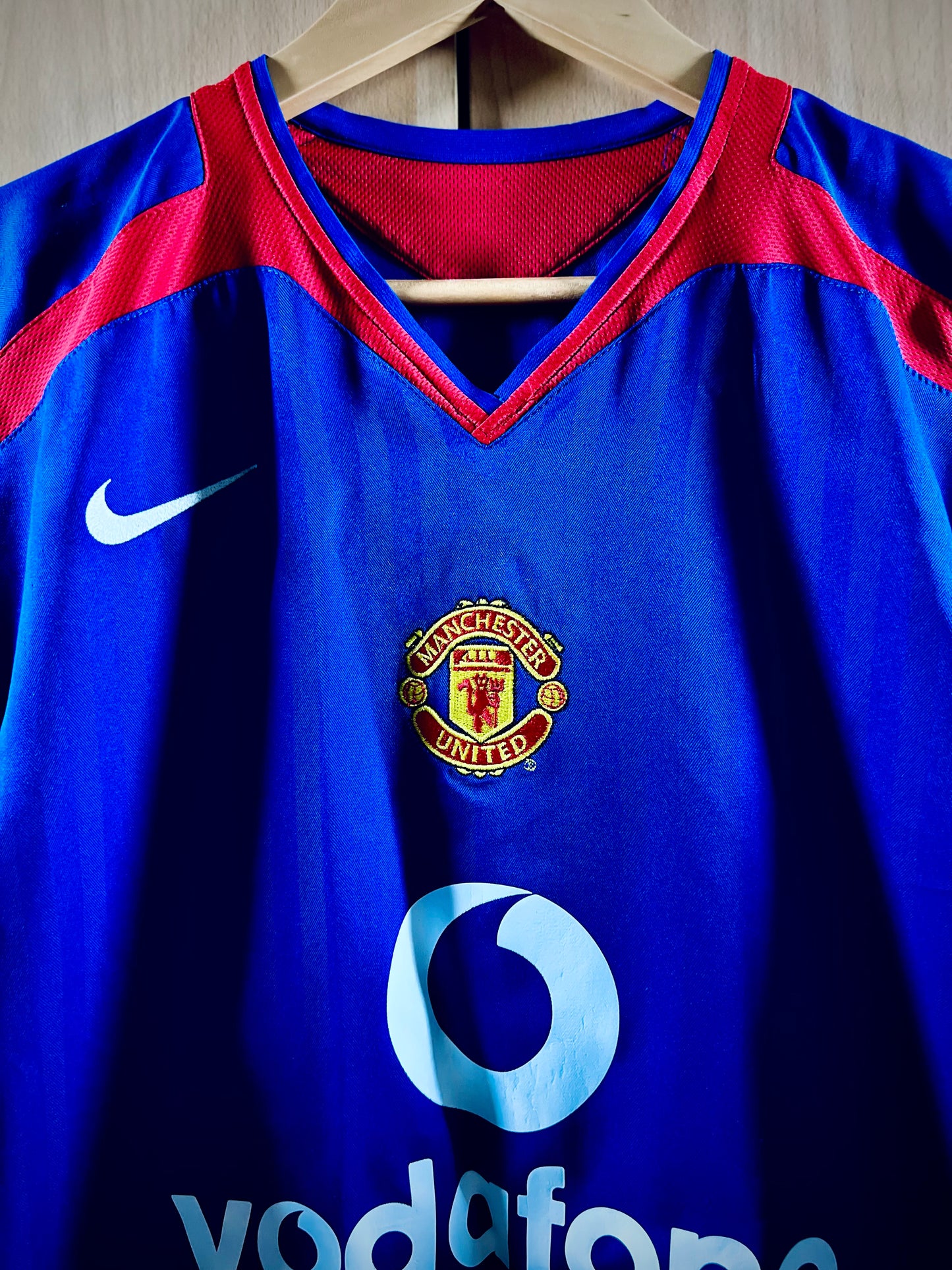 Manchester United 2005-06 Away PL Shirt JI SUNG PARK #13