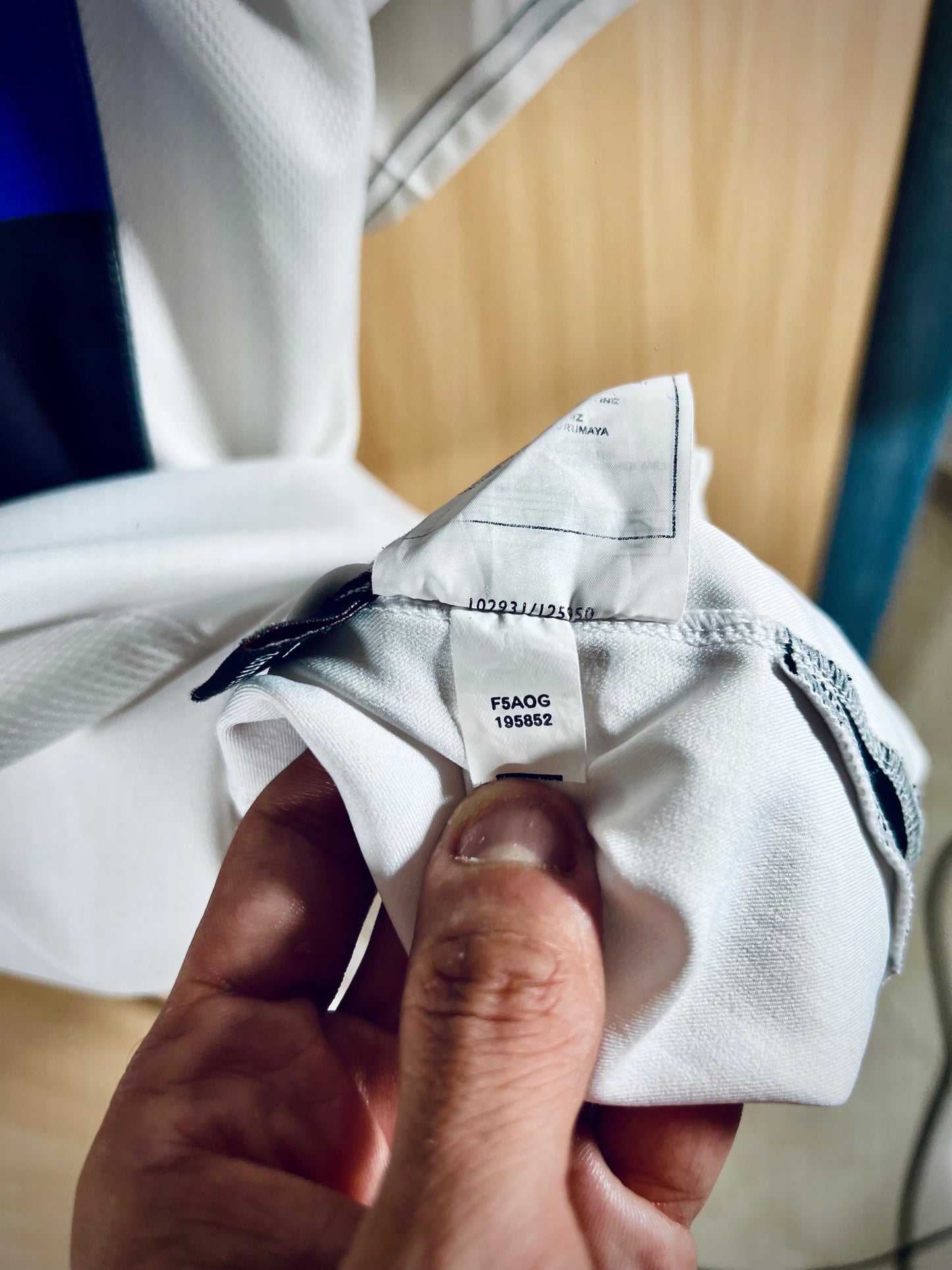 Inter Milan 2005-06 Away Calcio Shirt J. ZANETTI #4