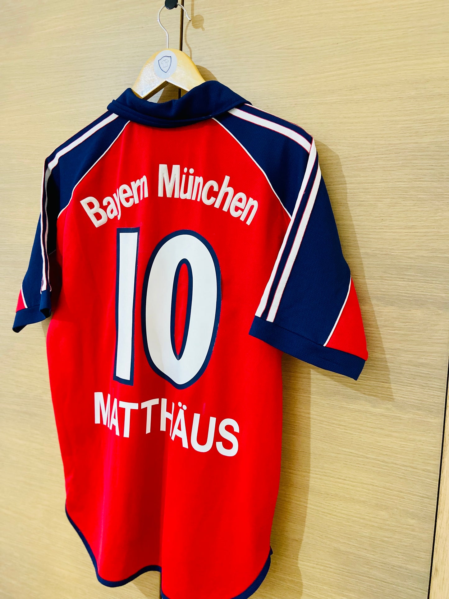 Bayern Munich 1999-01 Home Shirt Matthaus #10