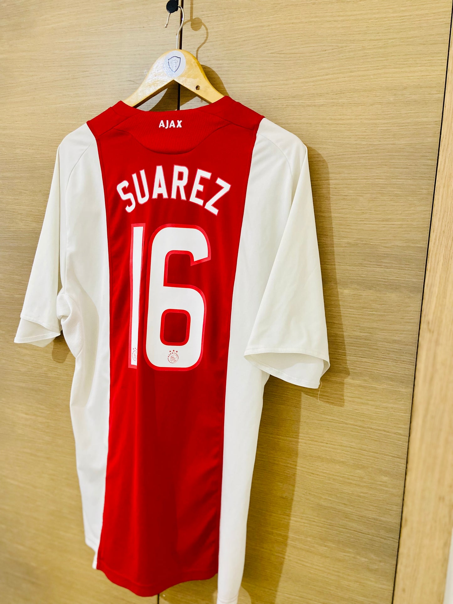 Ajax 2008-09 Home Shirt Suarez #16