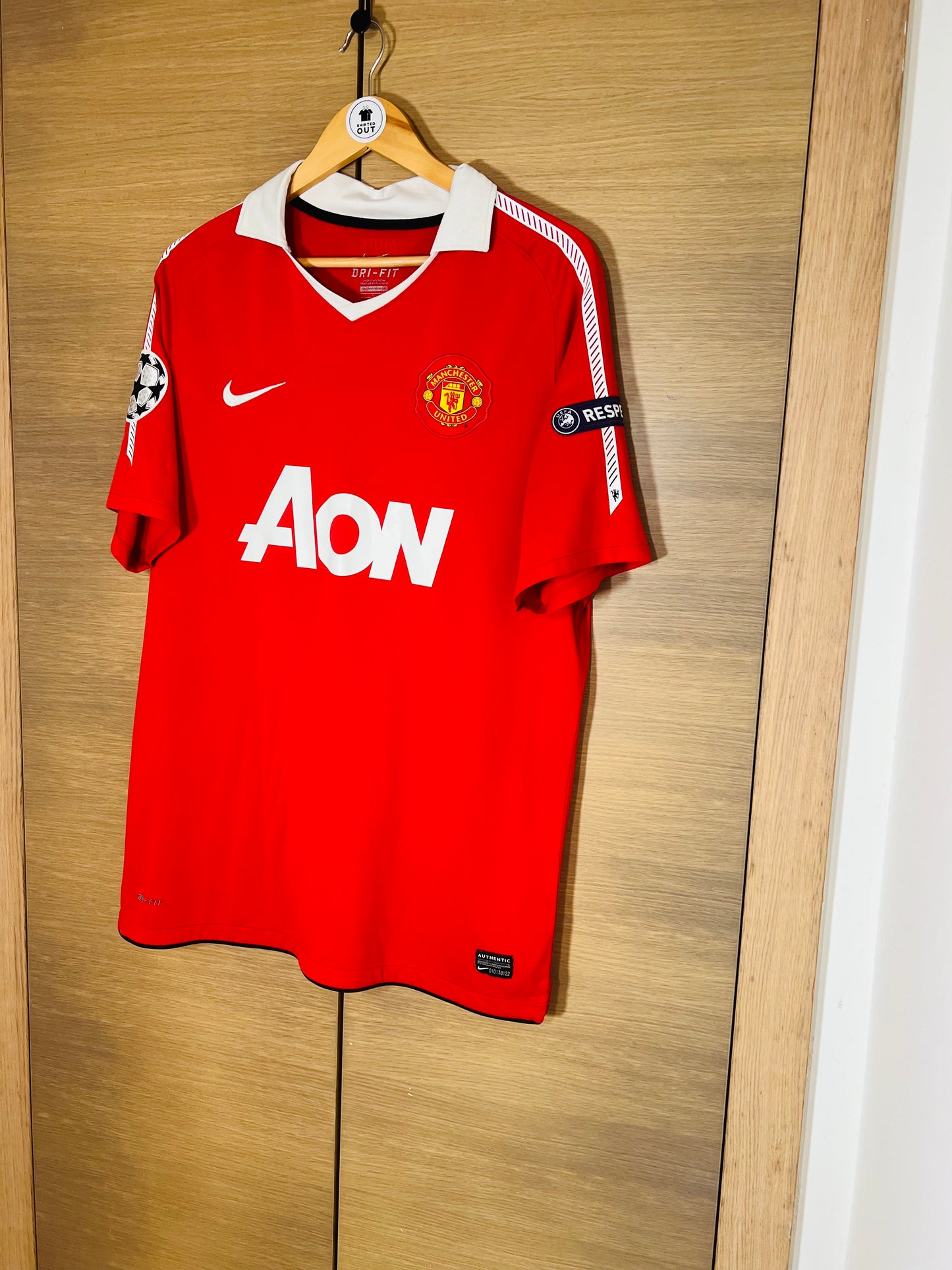 Manchester United 2010-11 Home CL Shirt Chicharito #14