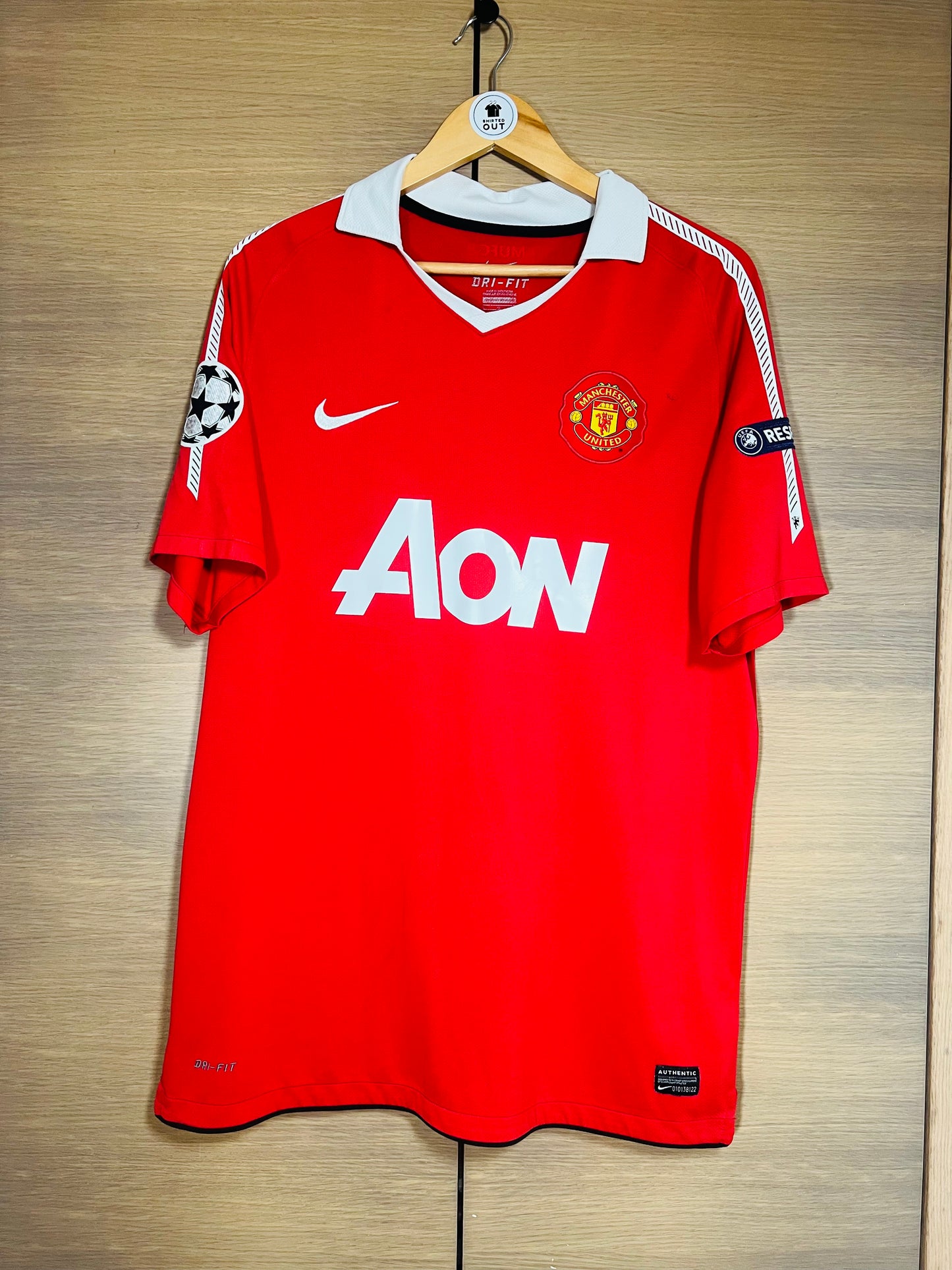 Manchester United 2010-11 Home CL Shirt Chicharito #14