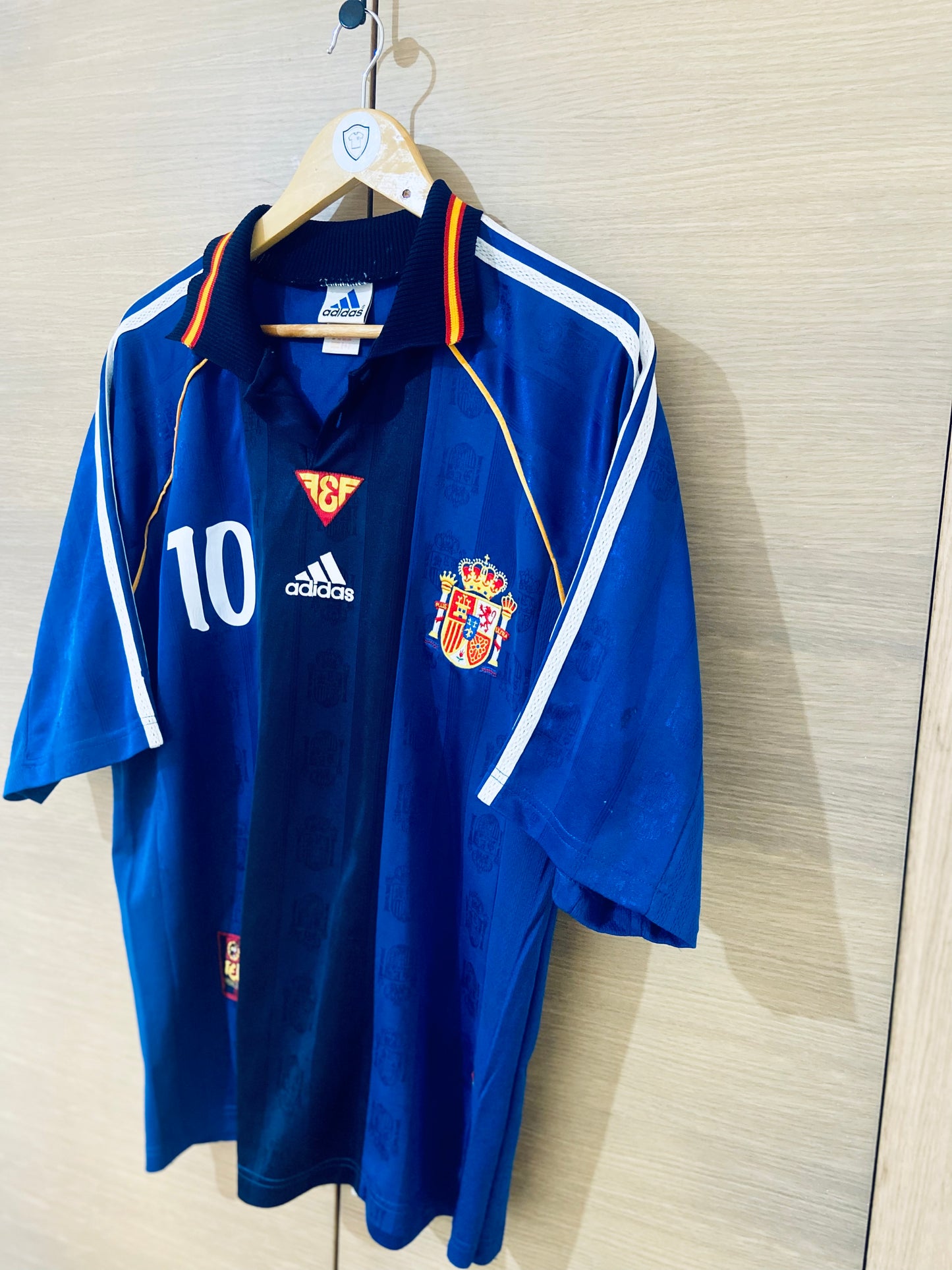 Spain 1998 Away Shirt Raul #10