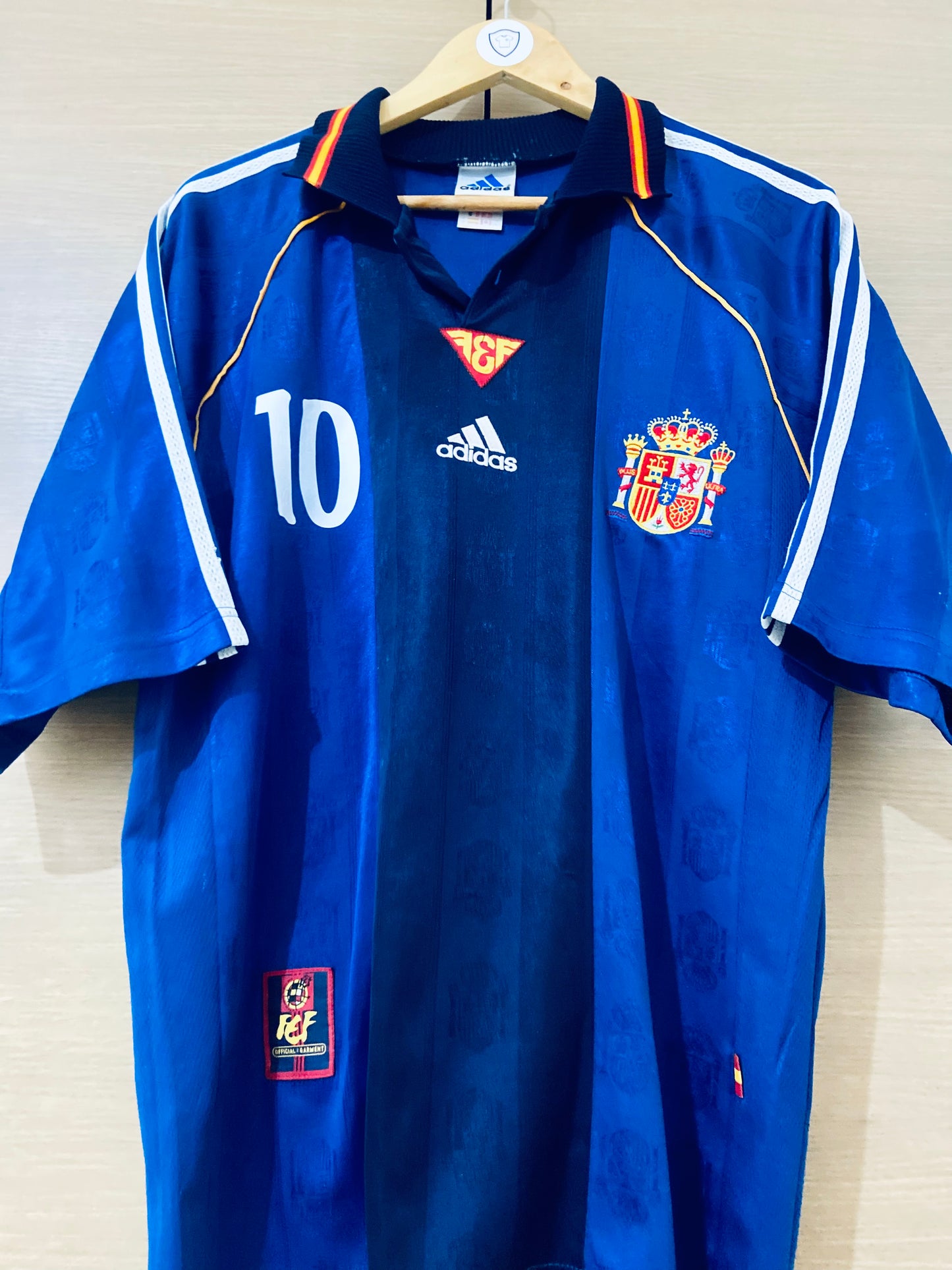 Spain 1998 Away Shirt Raul #10