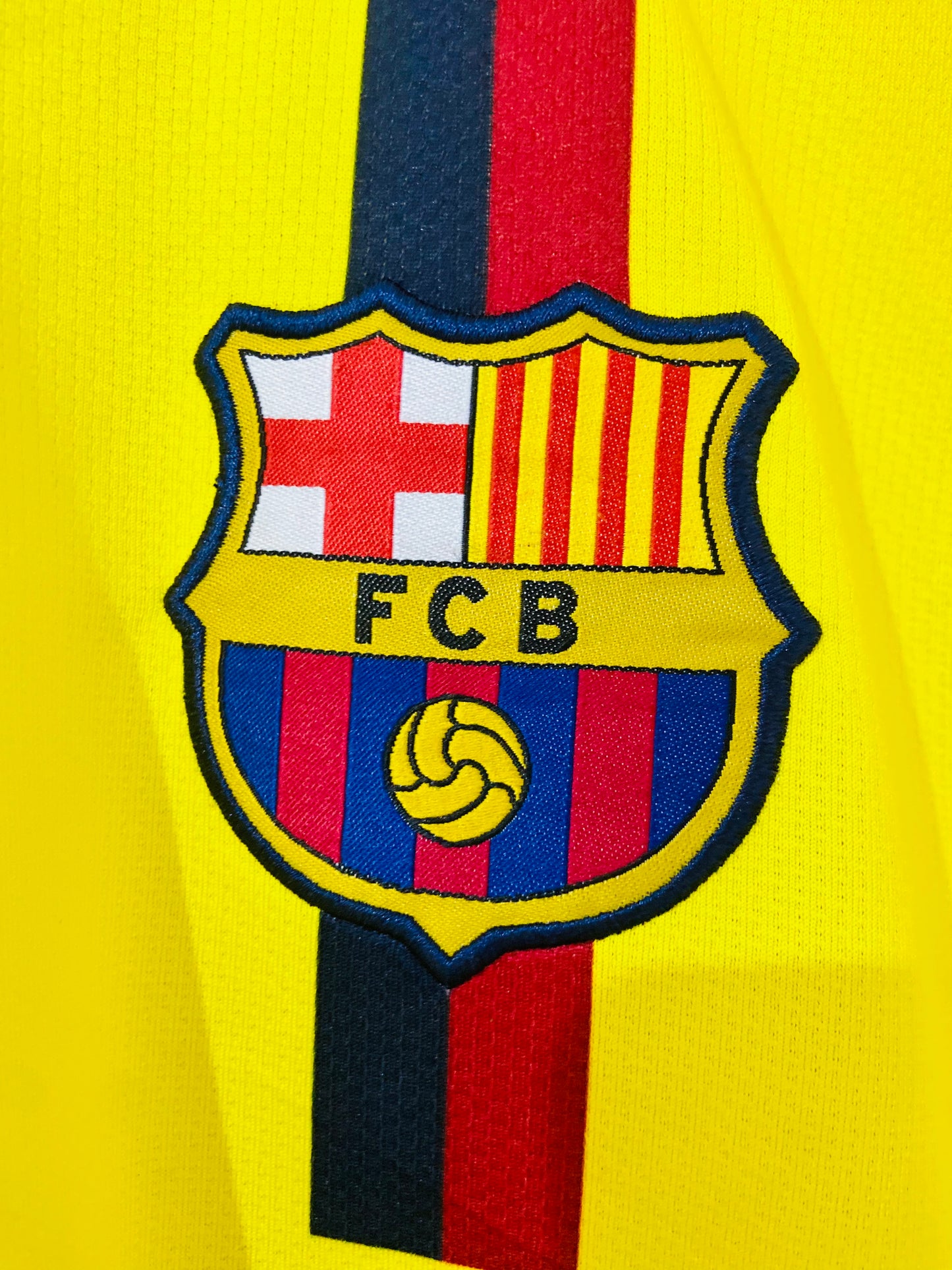 Barcelona 2008-10 Away Shirt Xavi #6