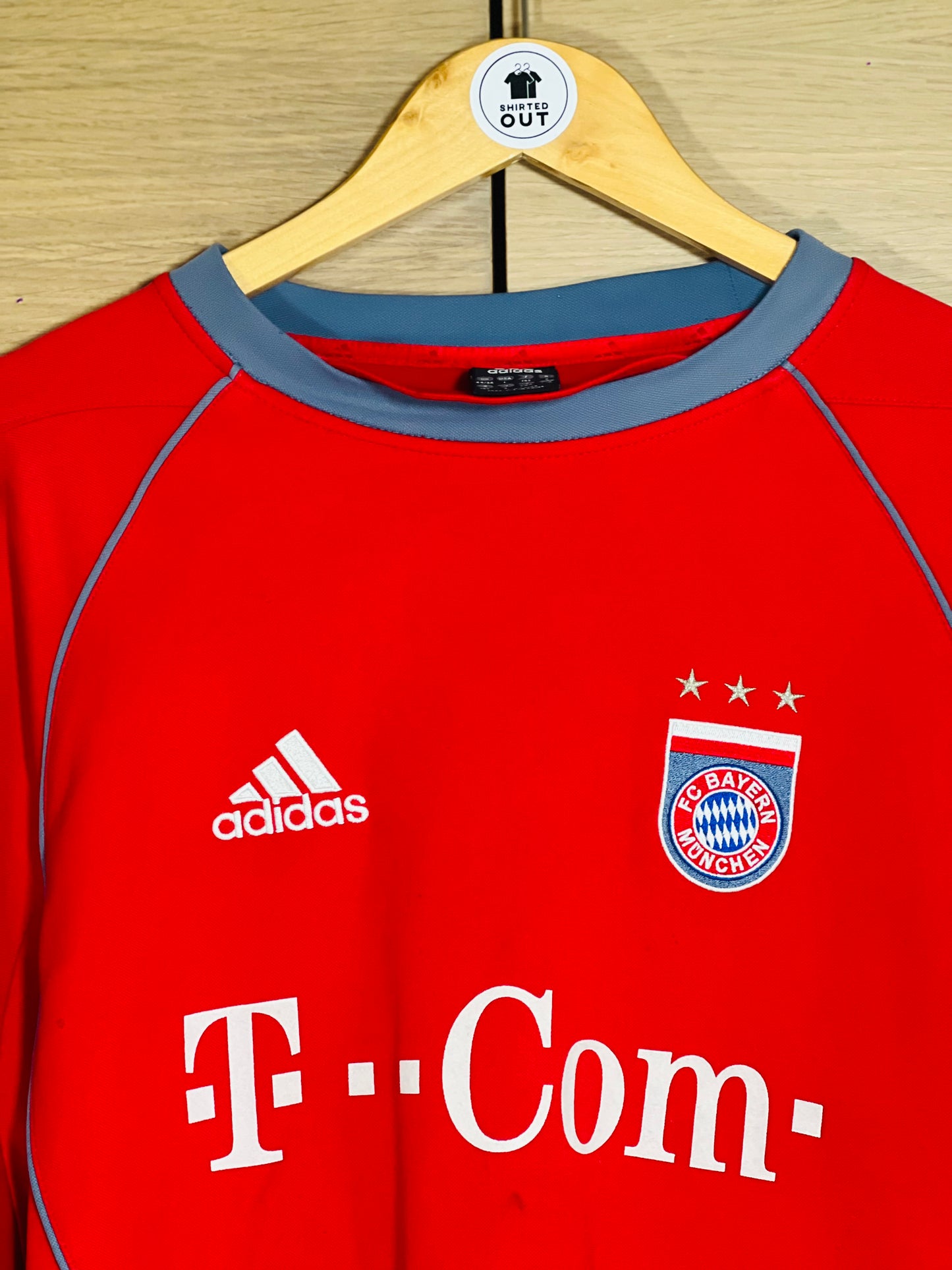 Bayern  Munich 2005-06 Sweat Top