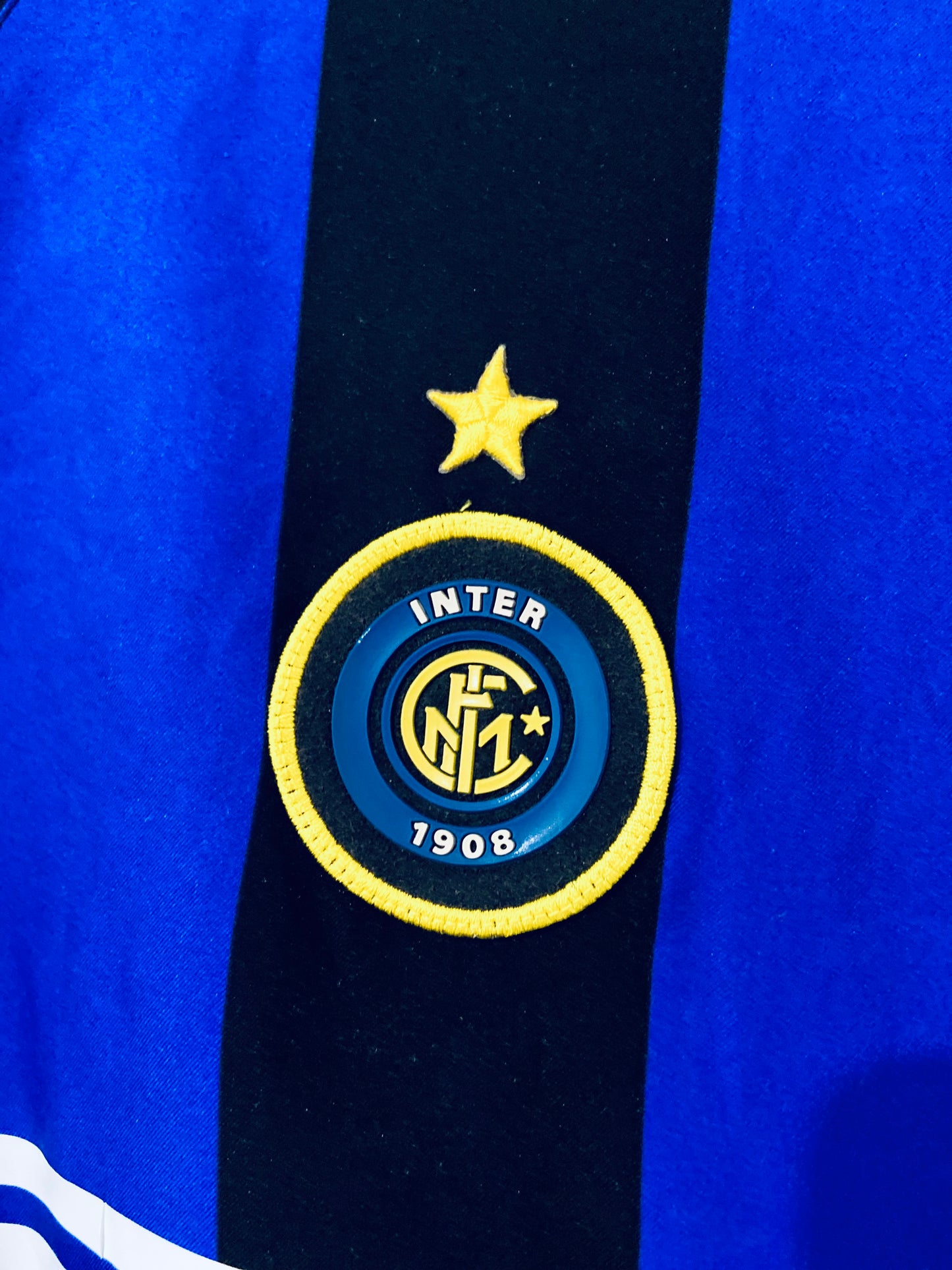 Inter Milan 2003-04 Home Calcio Shirt Batistuta #19