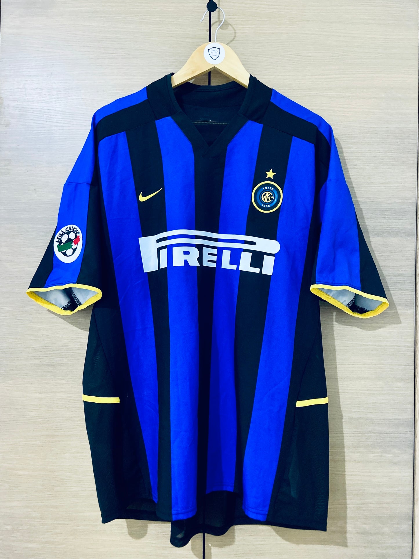 Inter Milan 2003-04 Home Calcio Shirt Batistuta #19