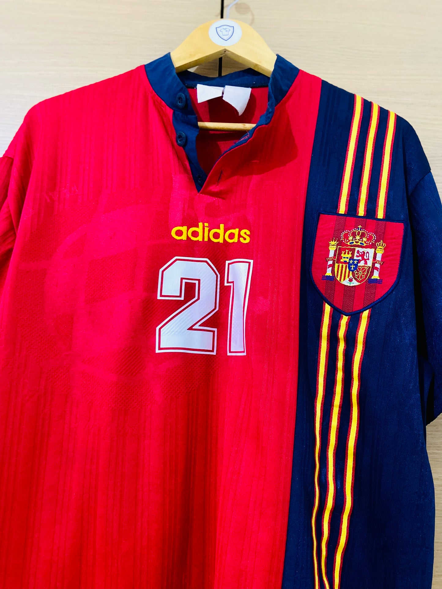 Spain 1996 Home Shirt Luis Enrique #21