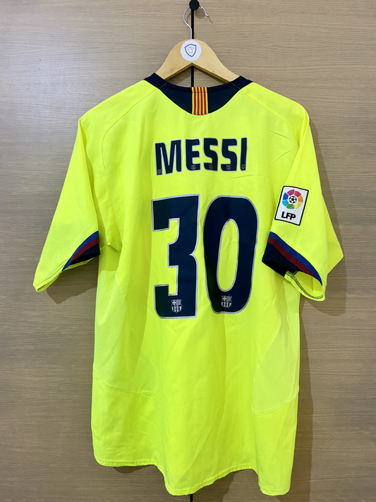 Barcelona 2005-06 Away Shirt Messi #30